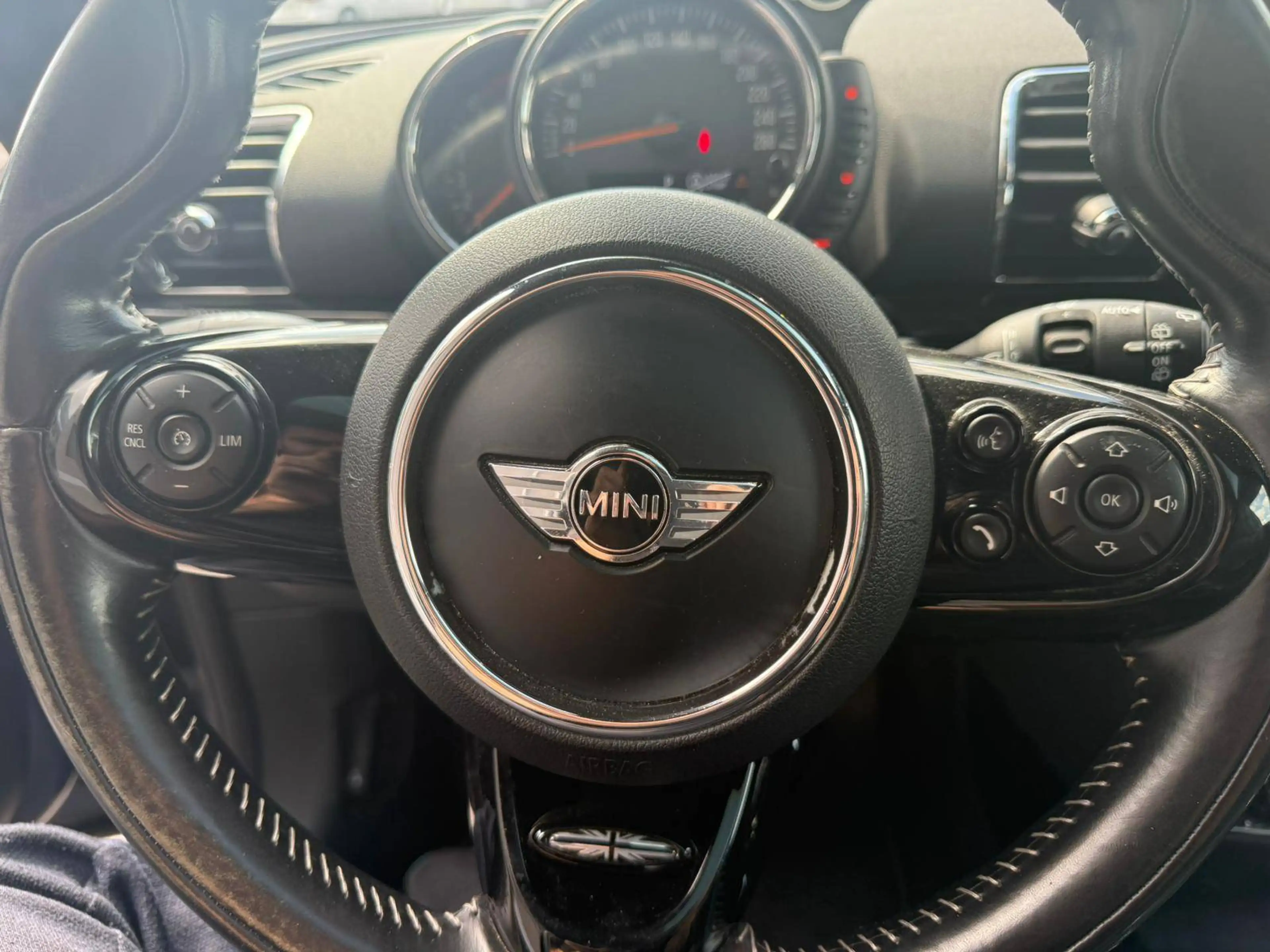 MINI Cooper Clubman Mini Clubman 1.5A Cooper — photo 14
