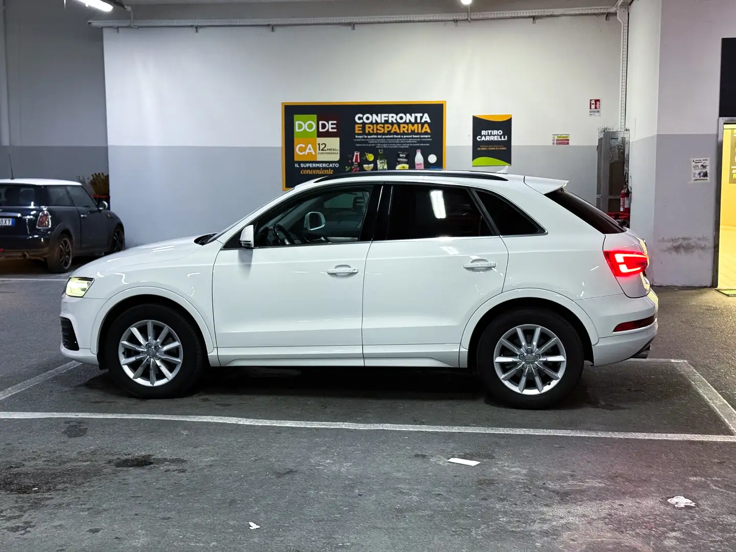 Audi Q3 2.0 tdi Business 120cv s-tronic - 1