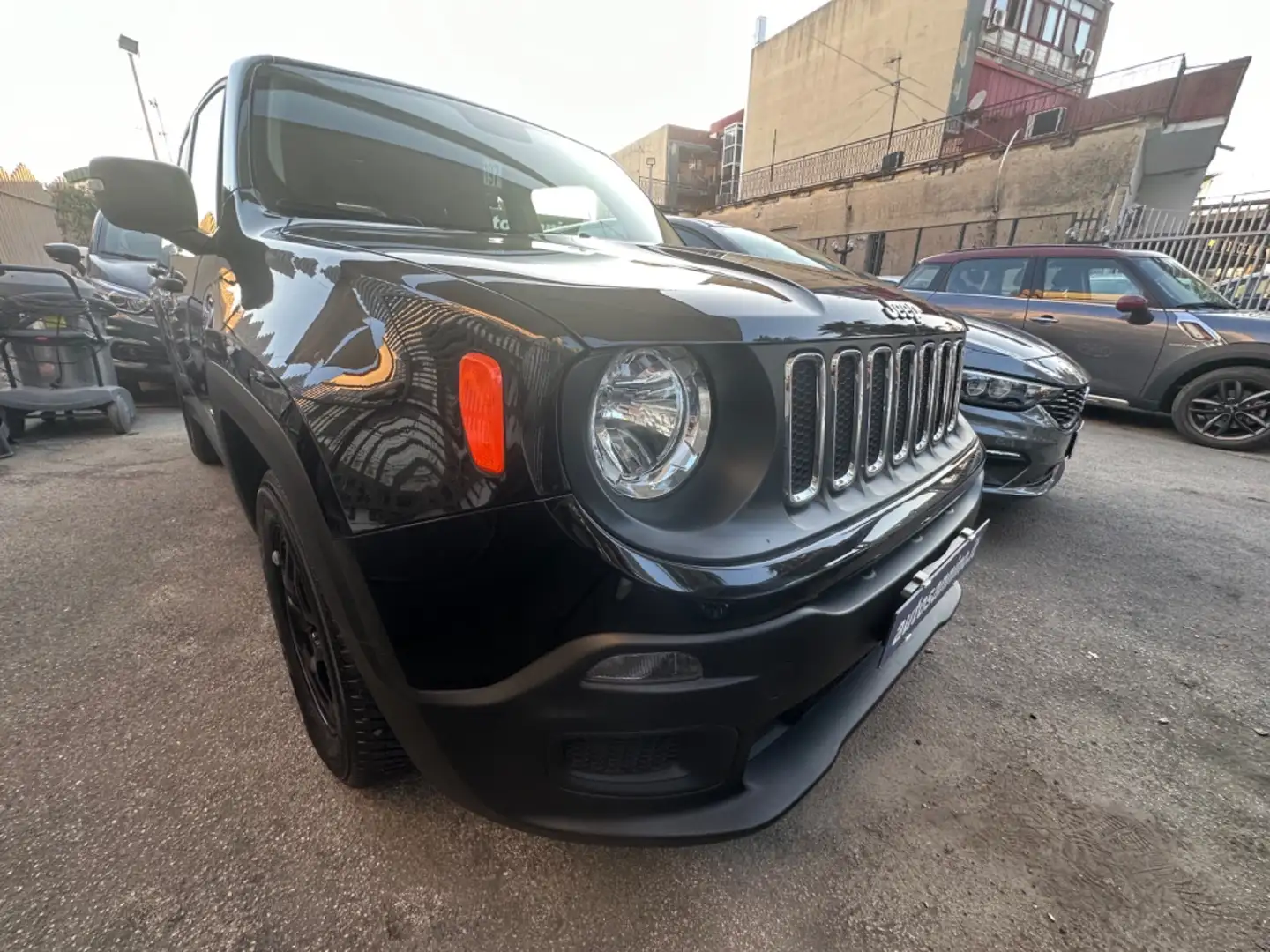 Jeep Renegade 1.6 E-TorQ EVO Sport Nero - 1