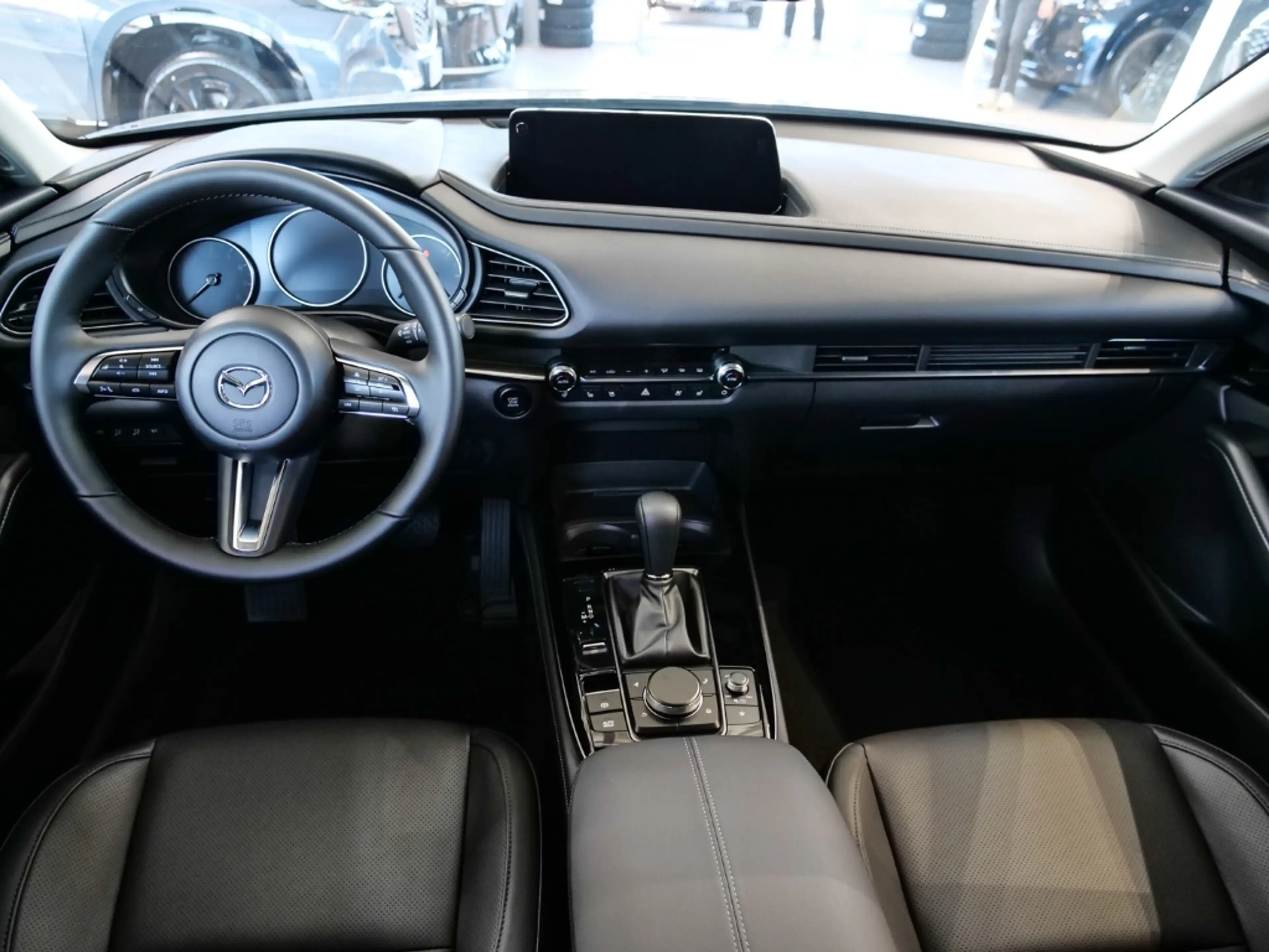 Mazda CX-30 2027 Homura Plus 2.5L e-SKYACTIV-G 140PS 6AT FWD — photo 11