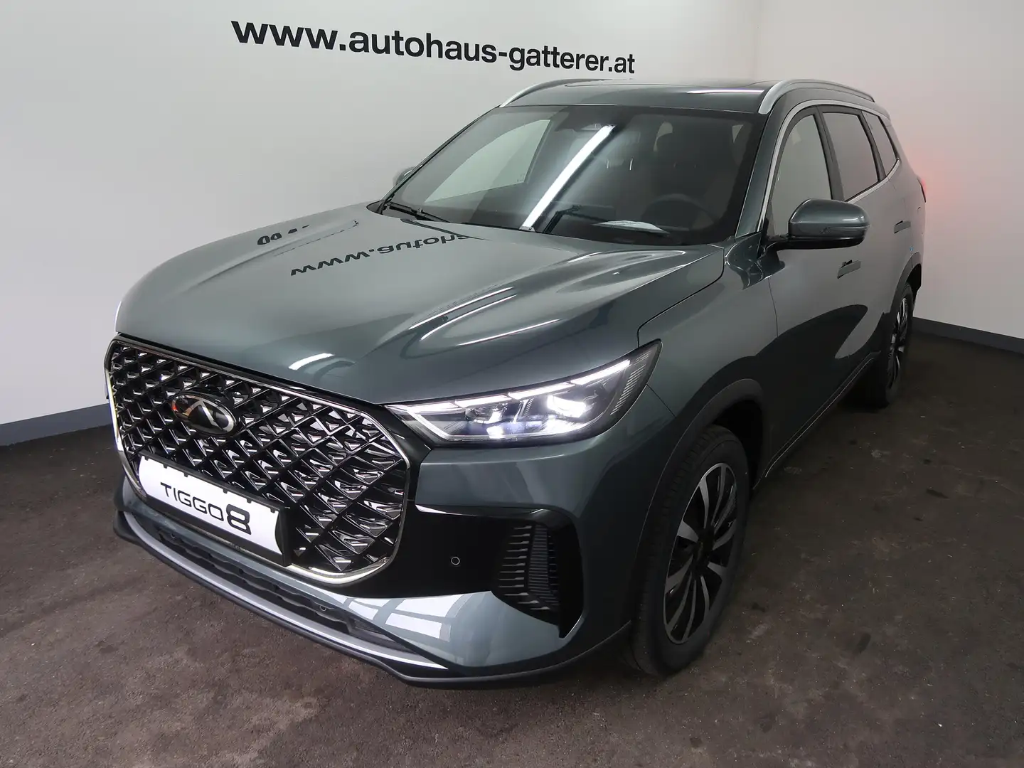 Chery Tiggo Tiggo8 PHEV Unique  7-Sitzer Grau - 1