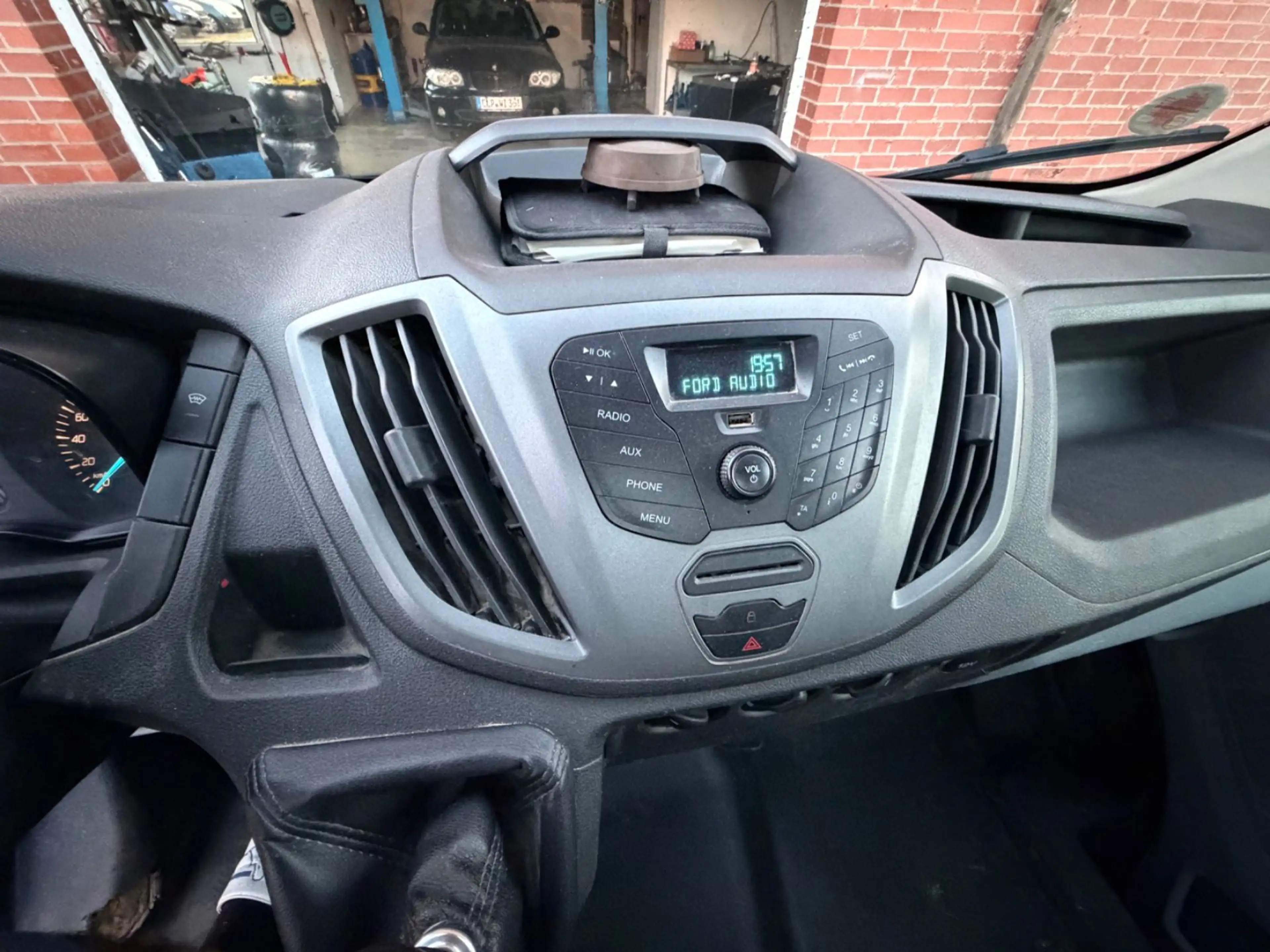 Ford Transit Pritsche 350 L2 Einzelkabine  HU NEU — photo 11