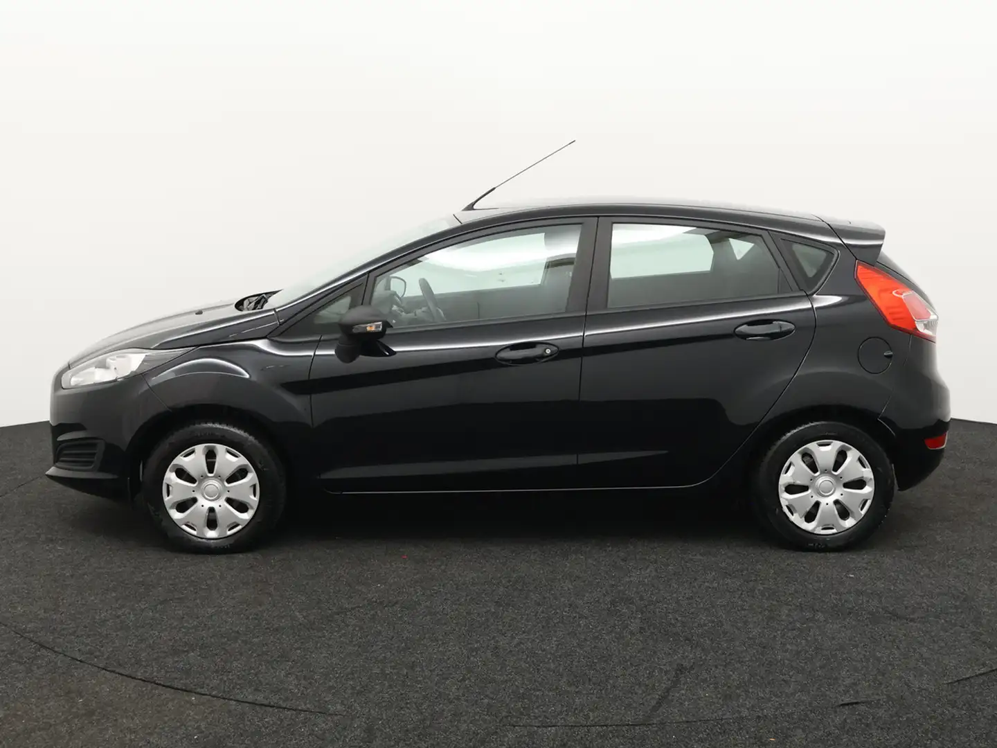 Ford Fiesta 1.25 Trend Airco, boordcomputer, buitenspiegels el Zwart - 2