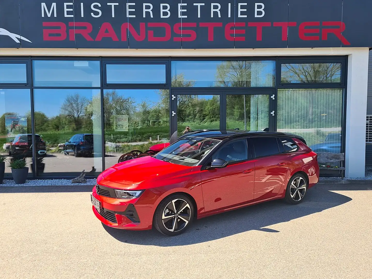 Opel Astra ST 1,2 Turbo GS Aut. Rot - 1