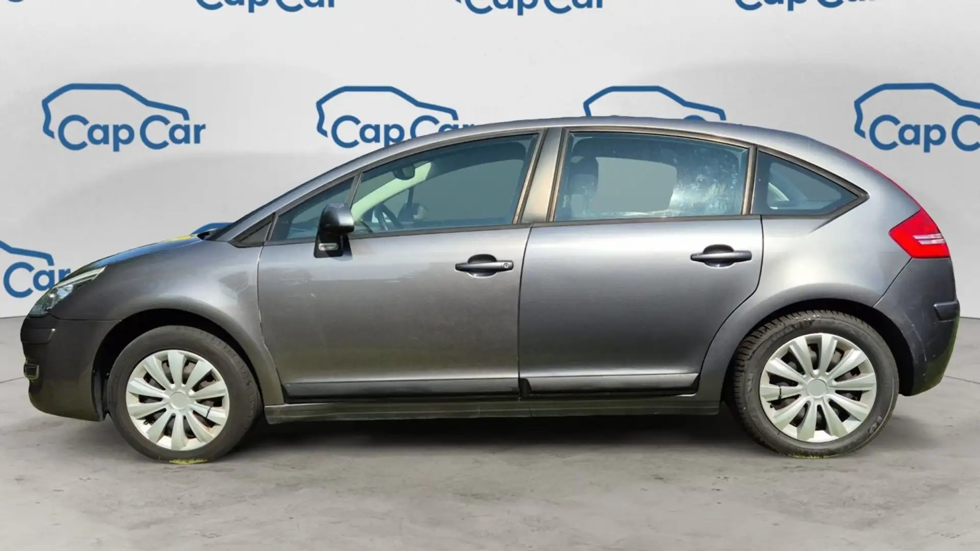 Citroen C4 1.6 HDi 110 Confort - 2