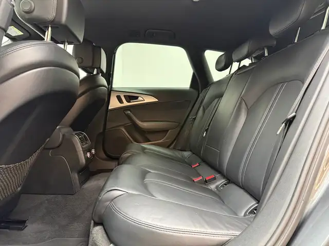 Audi A6 Avant view 13