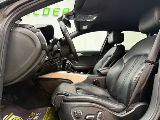Audi A6 Avant view 11