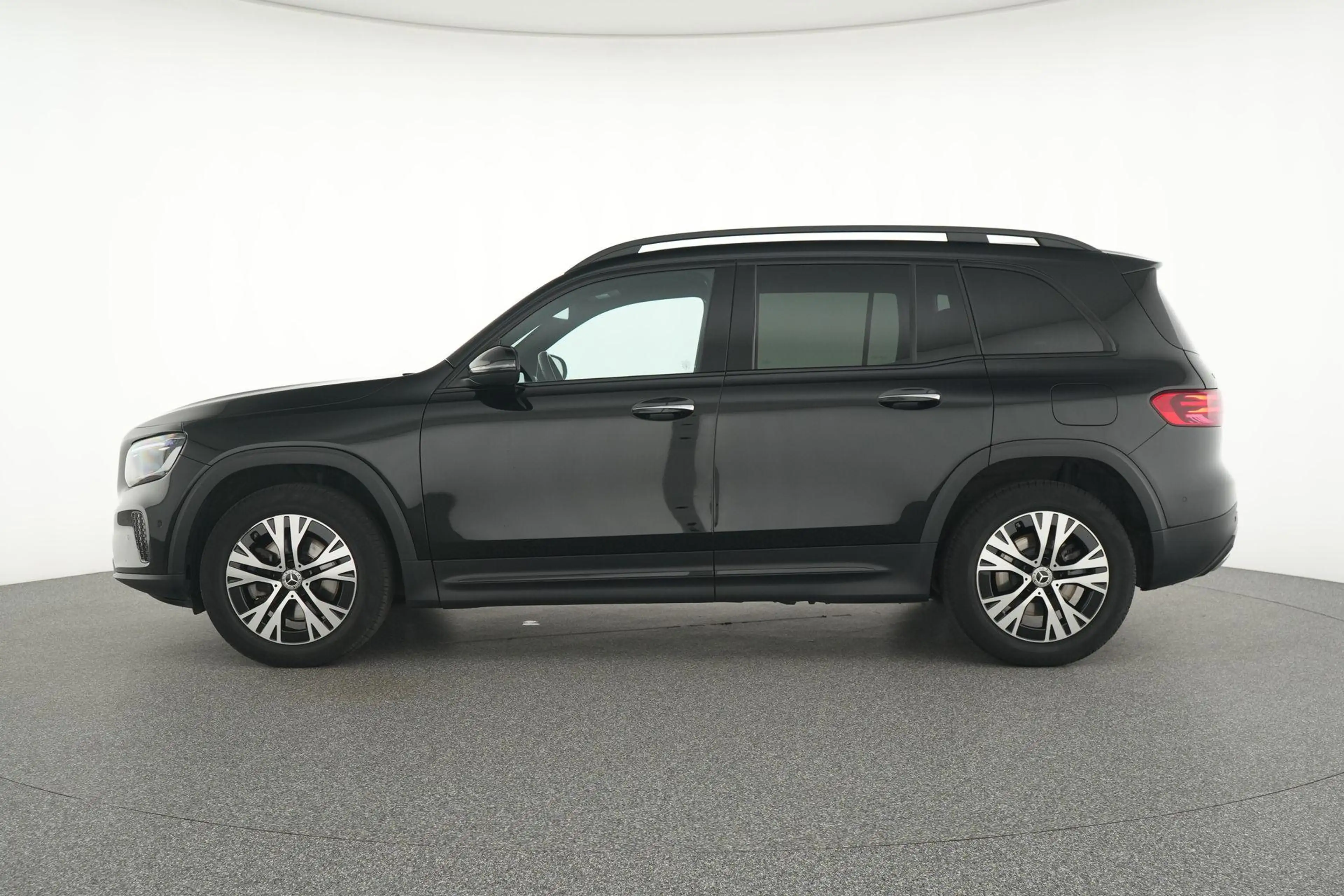 Mercedes-Benz GLB 180 d Luxury Line GLB 180d Progressive — photo 8
