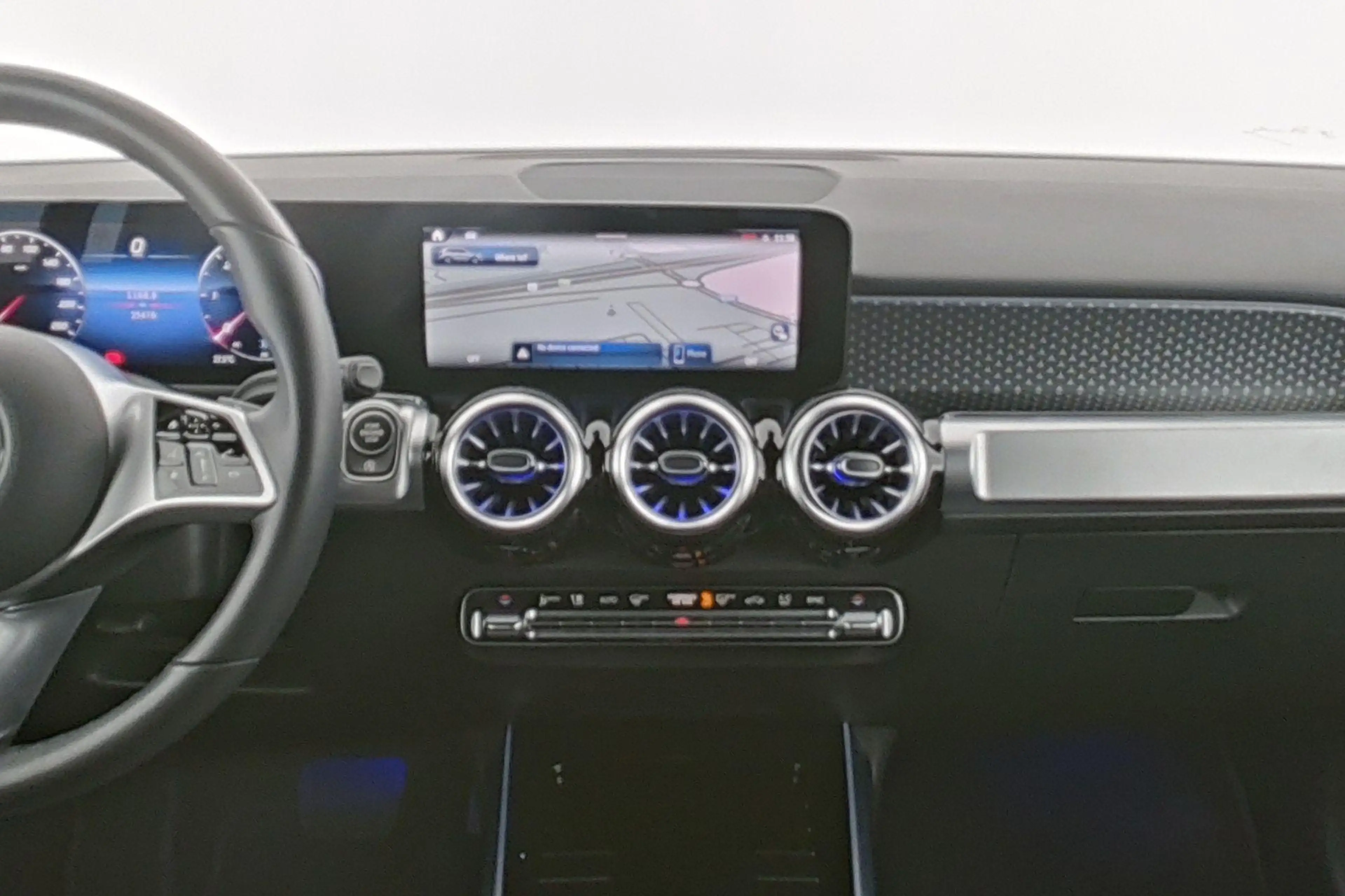 Mercedes-Benz GLB 180 d Luxury Line GLB 180d Progressive — photo 15