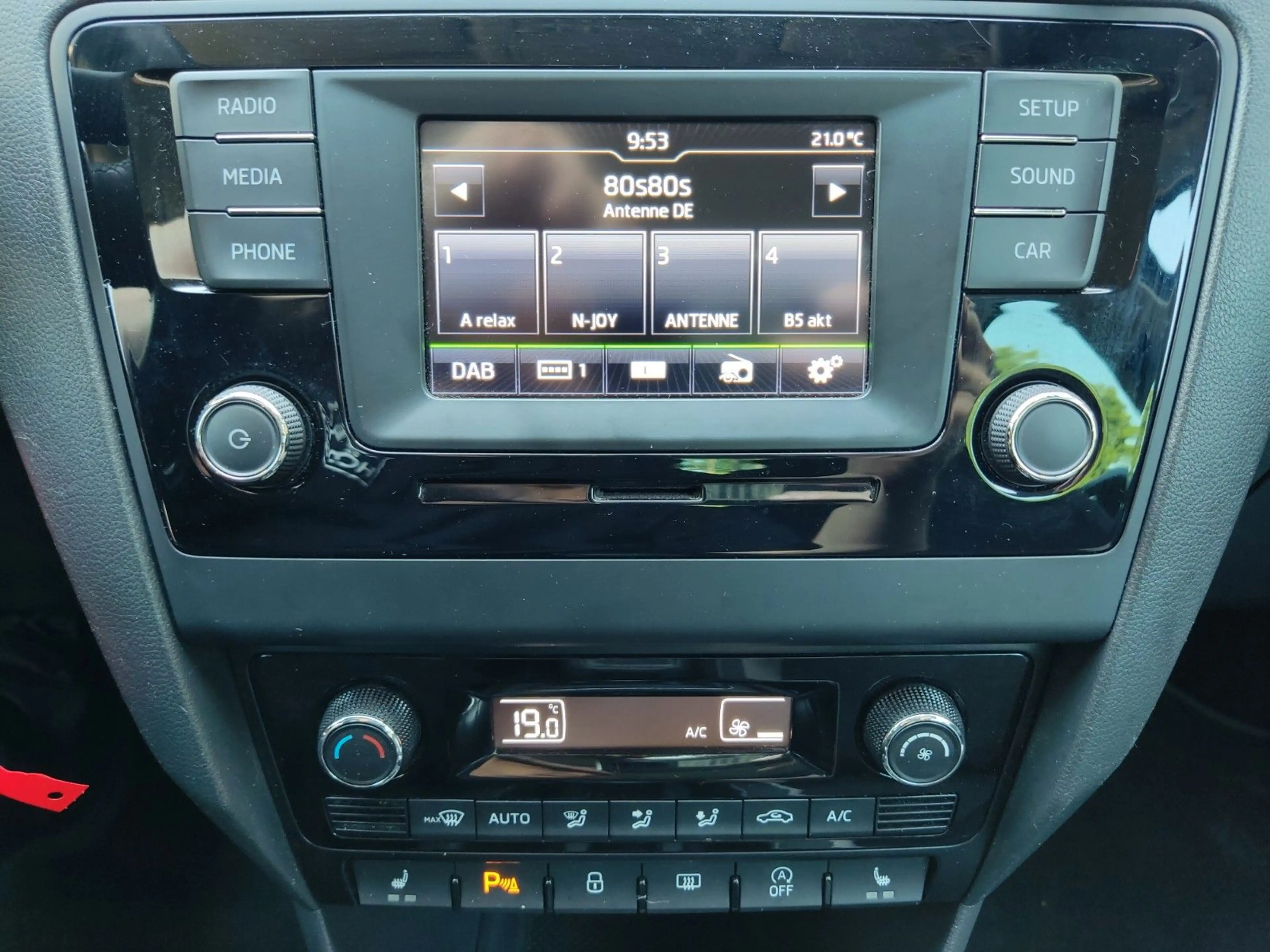 Skoda Rapid/Spaceback 1.2 TSI Ambition Spaceback*SHZ*Klimaautom* — photo 6