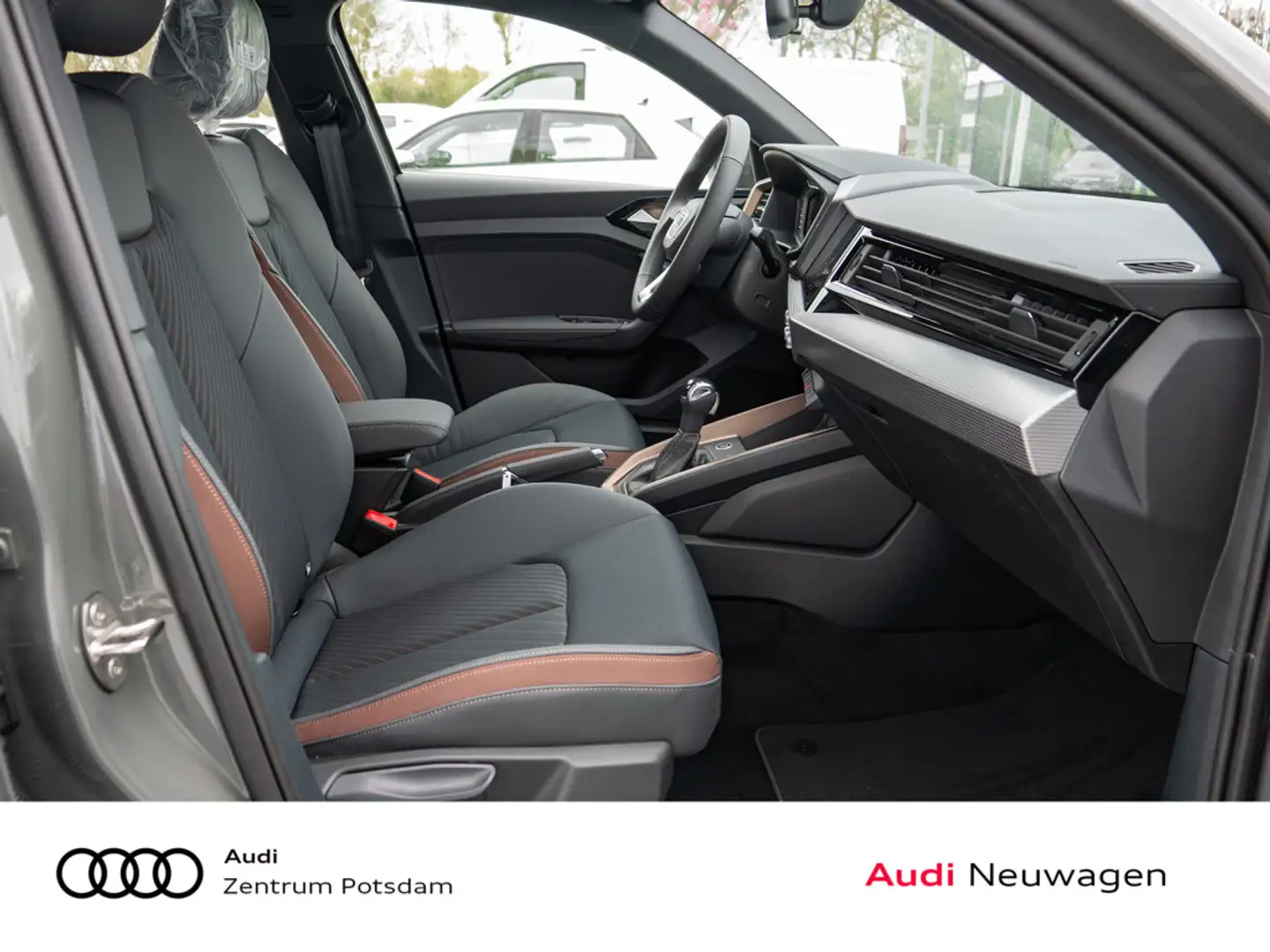 Audi A1 allstreet 30 TFSI KLIMA SHZ KAMERA LED Grau - 2
