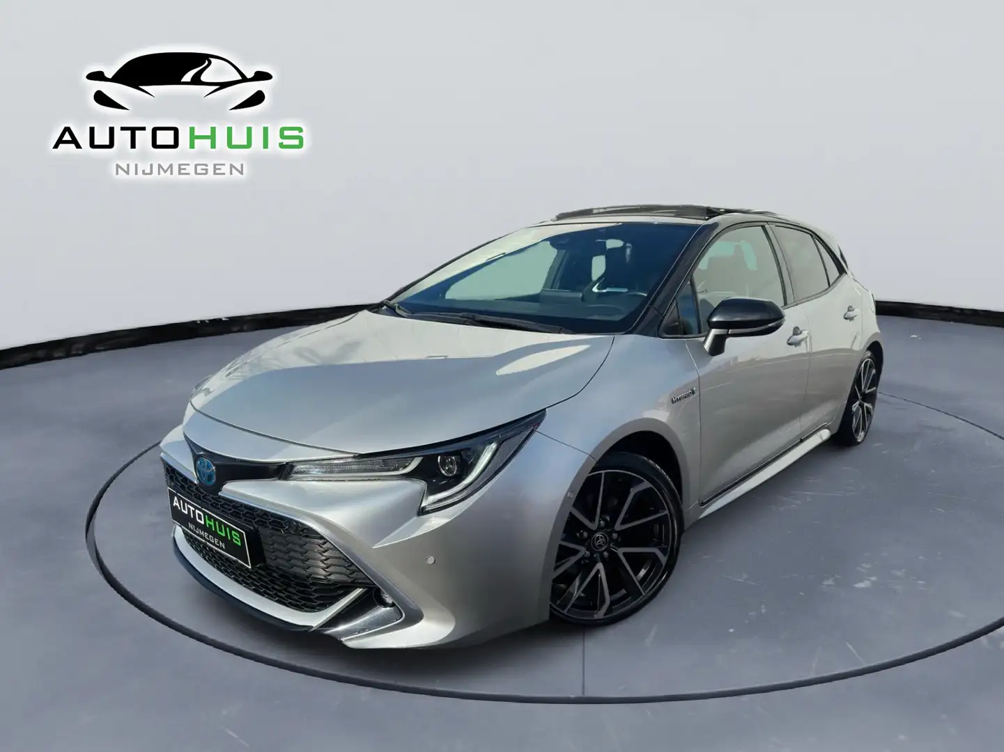 Toyota Corolla 2,0 First edition GR Sport Leder Panoramadak Stoel Plateado - 1