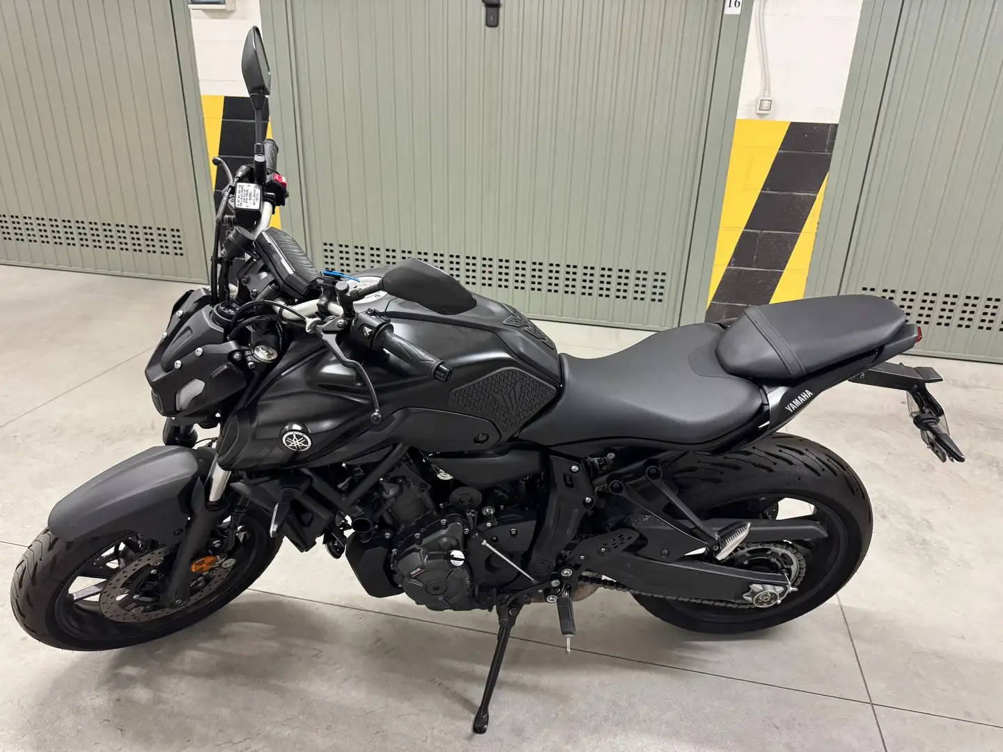Yamaha MT-07 nera Nero - 2