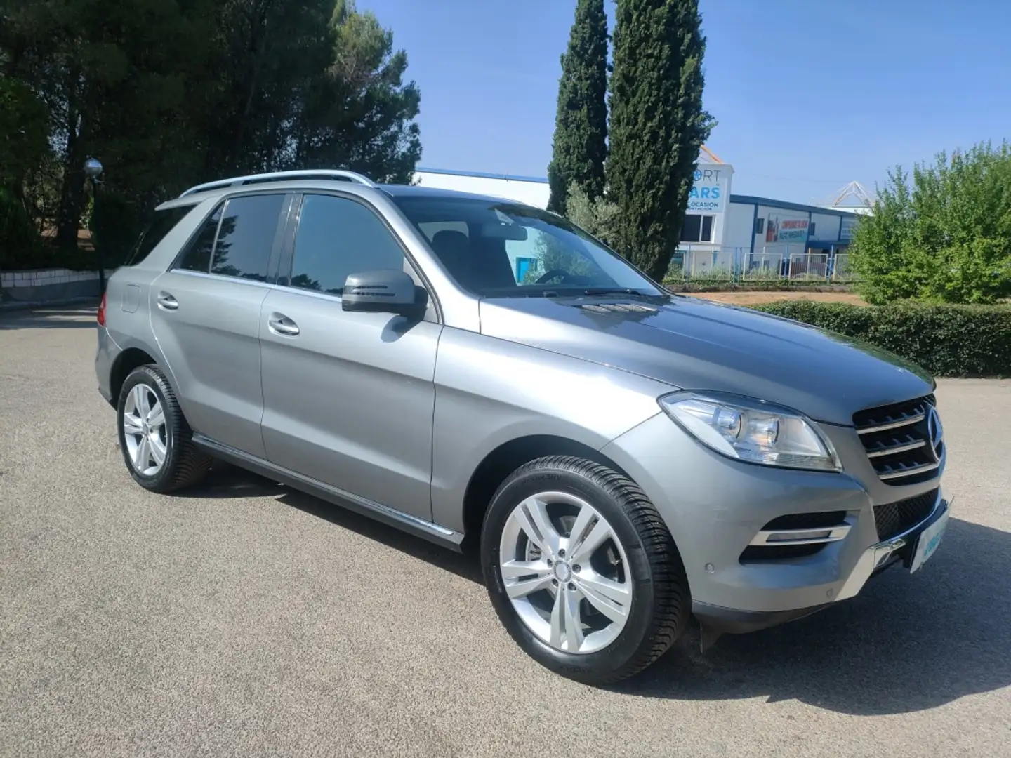 Mercedes-Benz ML 250 250BlueTec 4M 7G Plus Gris - 2