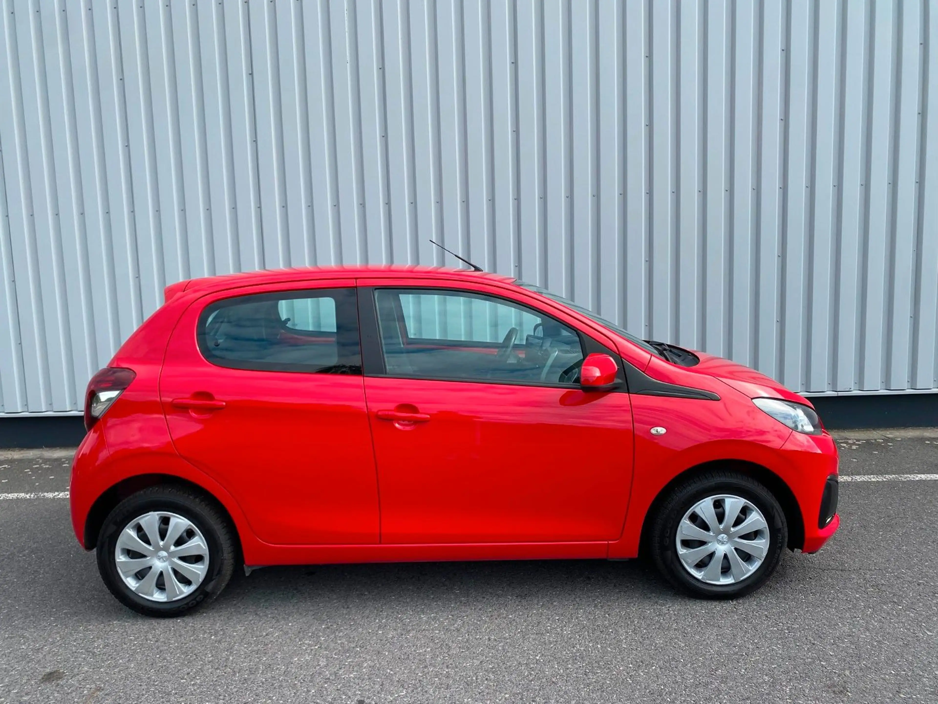 Peugeot 108 Active sehr gepflegt Klima 5Türen TÜV NEU — photo 6
