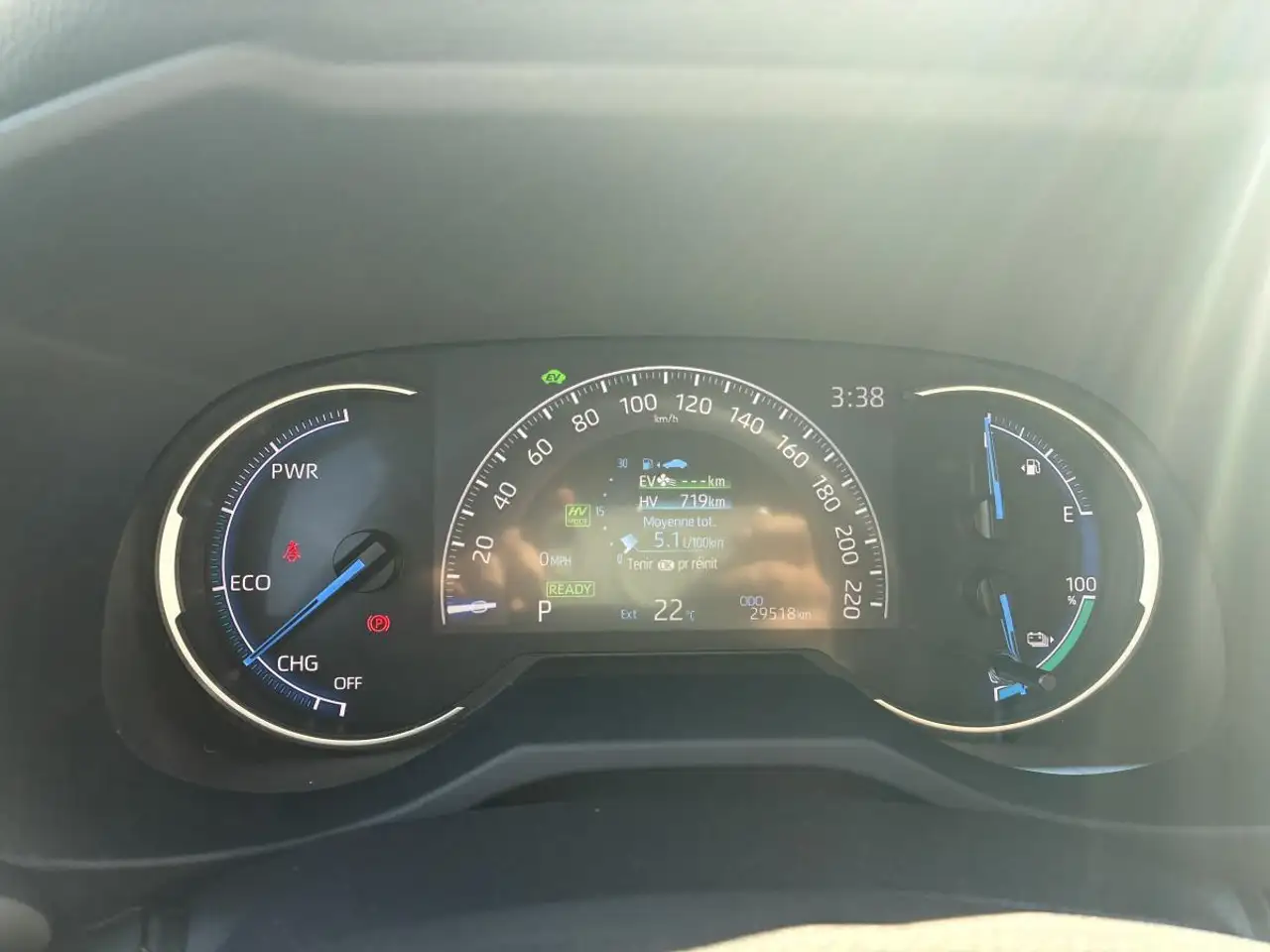 Toyota RAV 4 снимка Toyota RAV 4