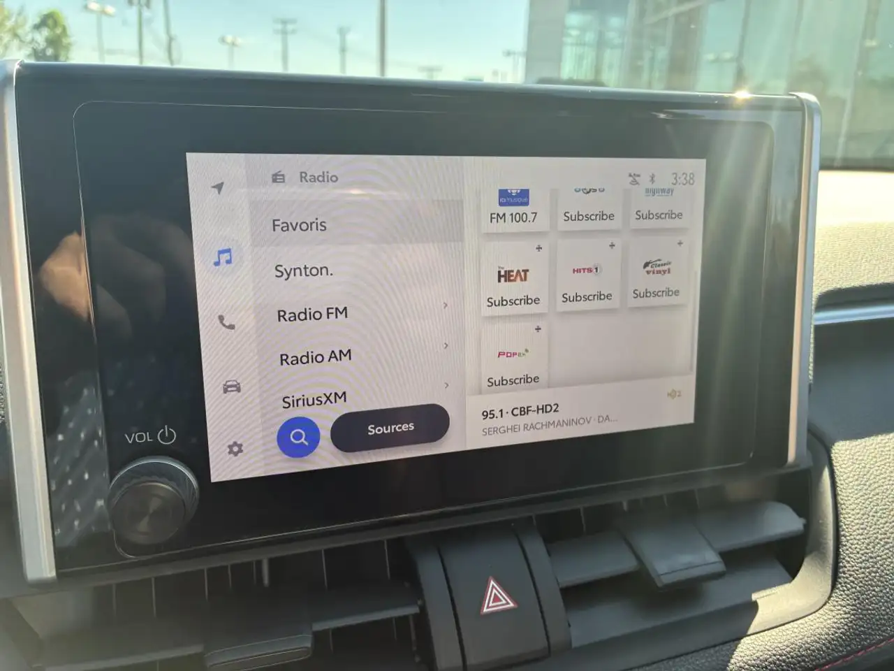 Toyota RAV 4 снимка Toyota RAV 4