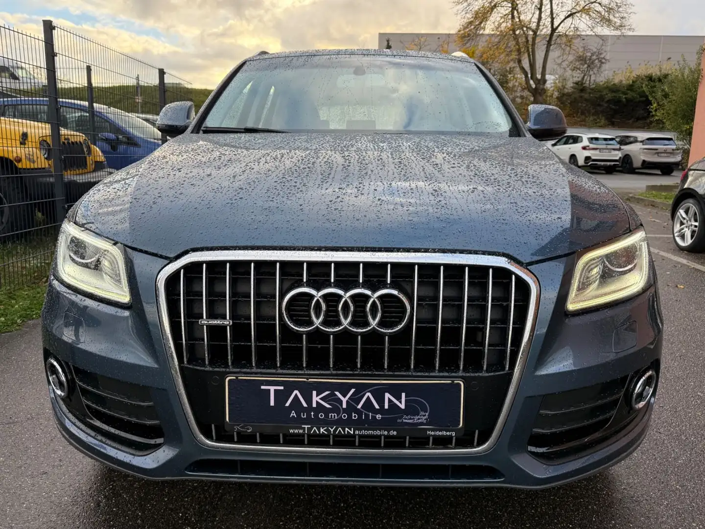 Audi Q5 2.0 TFSI quattro / 2.Hand / PANO / XENON Bleu - 2