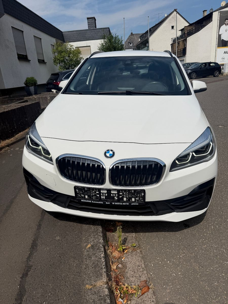 BMW 218 i Active Tourer Sport Line Automatik Leder — photo 2