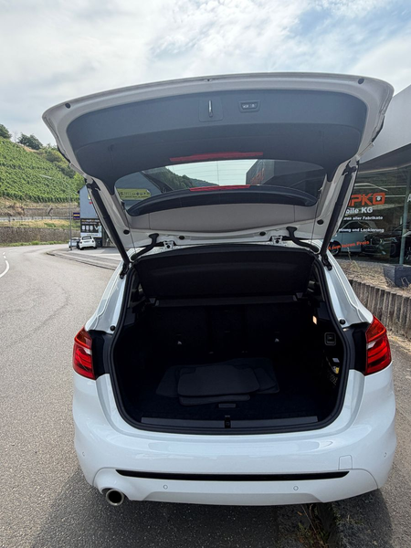 BMW 218 i Active Tourer Sport Line Automatik Leder — photo 13