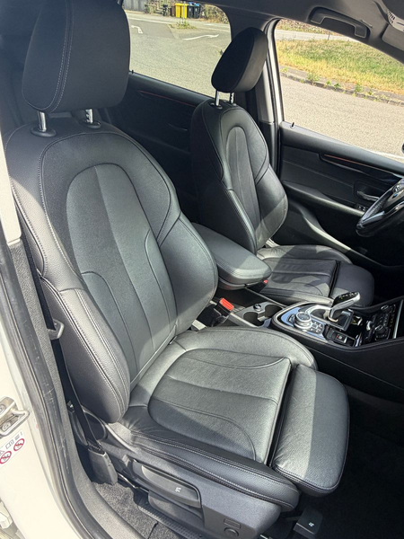 BMW 218 i Active Tourer Sport Line Automatik Leder — photo 15