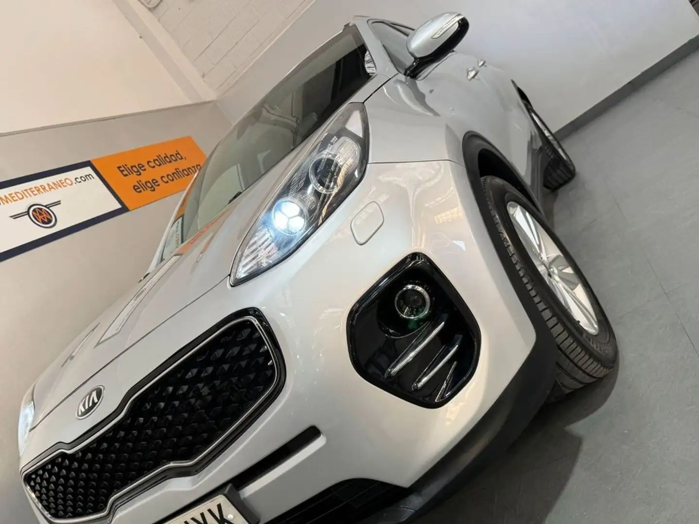 Kia Sportage 1.7 CRDi VGT Drive 4x2 EcoDynamics Gris - 2