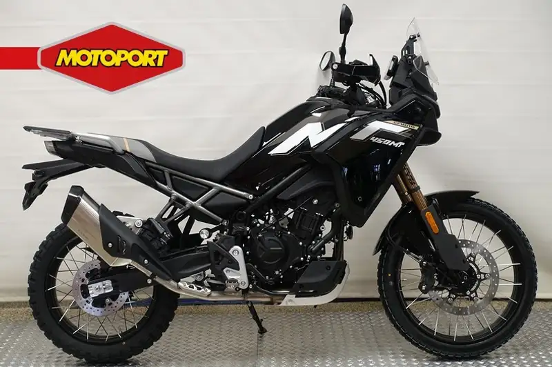 CFMOTO 450 MT