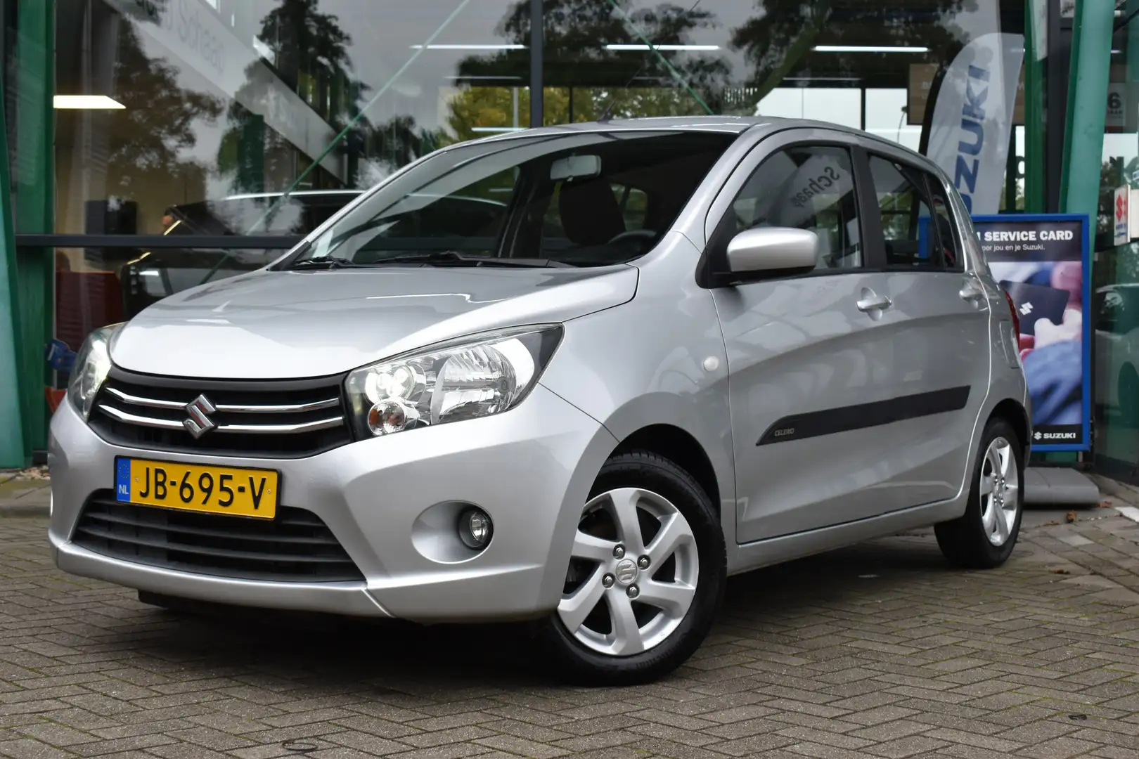 Suzuki Celerio 1.0 Exclusive 68pk 5-deurs | Airco | Lichtmetalen Grijs - 1