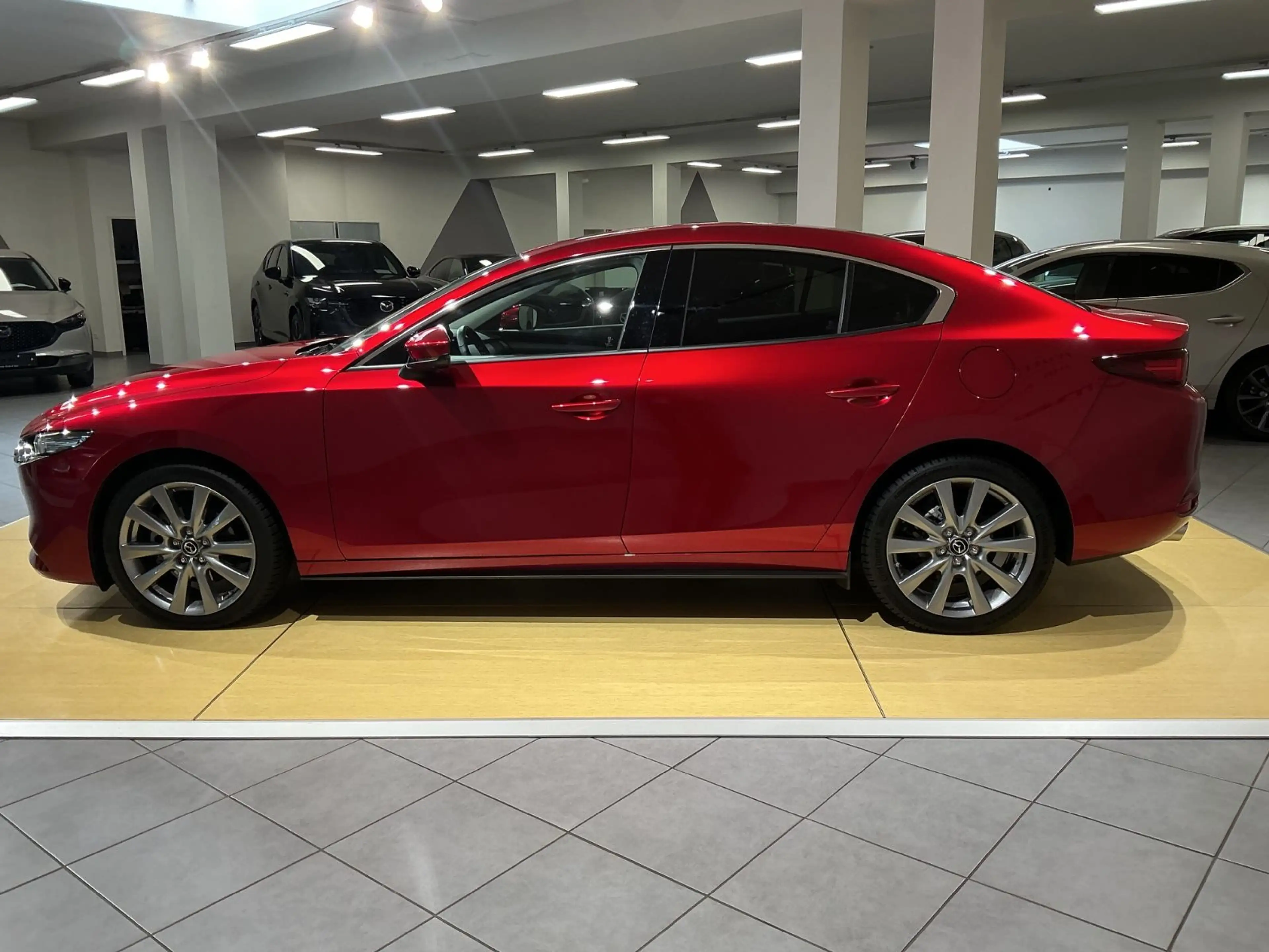 Mazda 3 Lim. 4-trg. Excl.-Line Autom. Allwetterreifen — photo 9