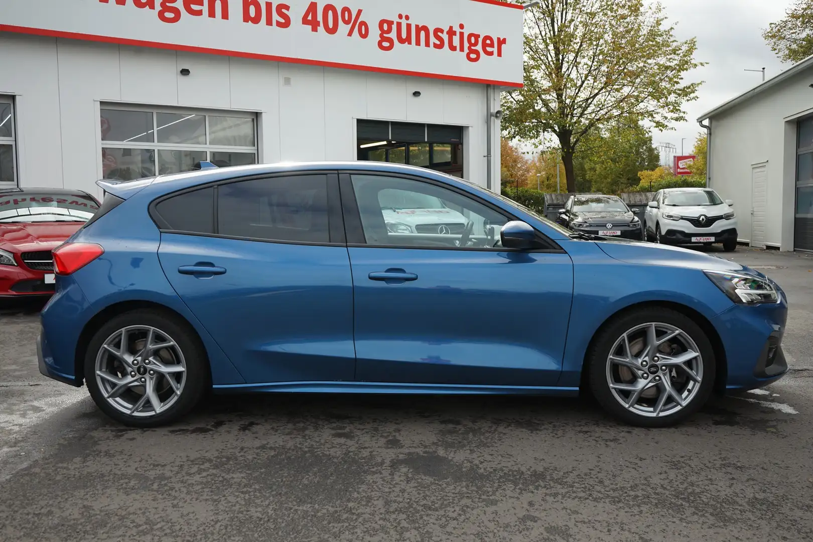 Ford Focus 2.3 EcoBoost ST LED Navi Sitzheizung DAB Blau - 2