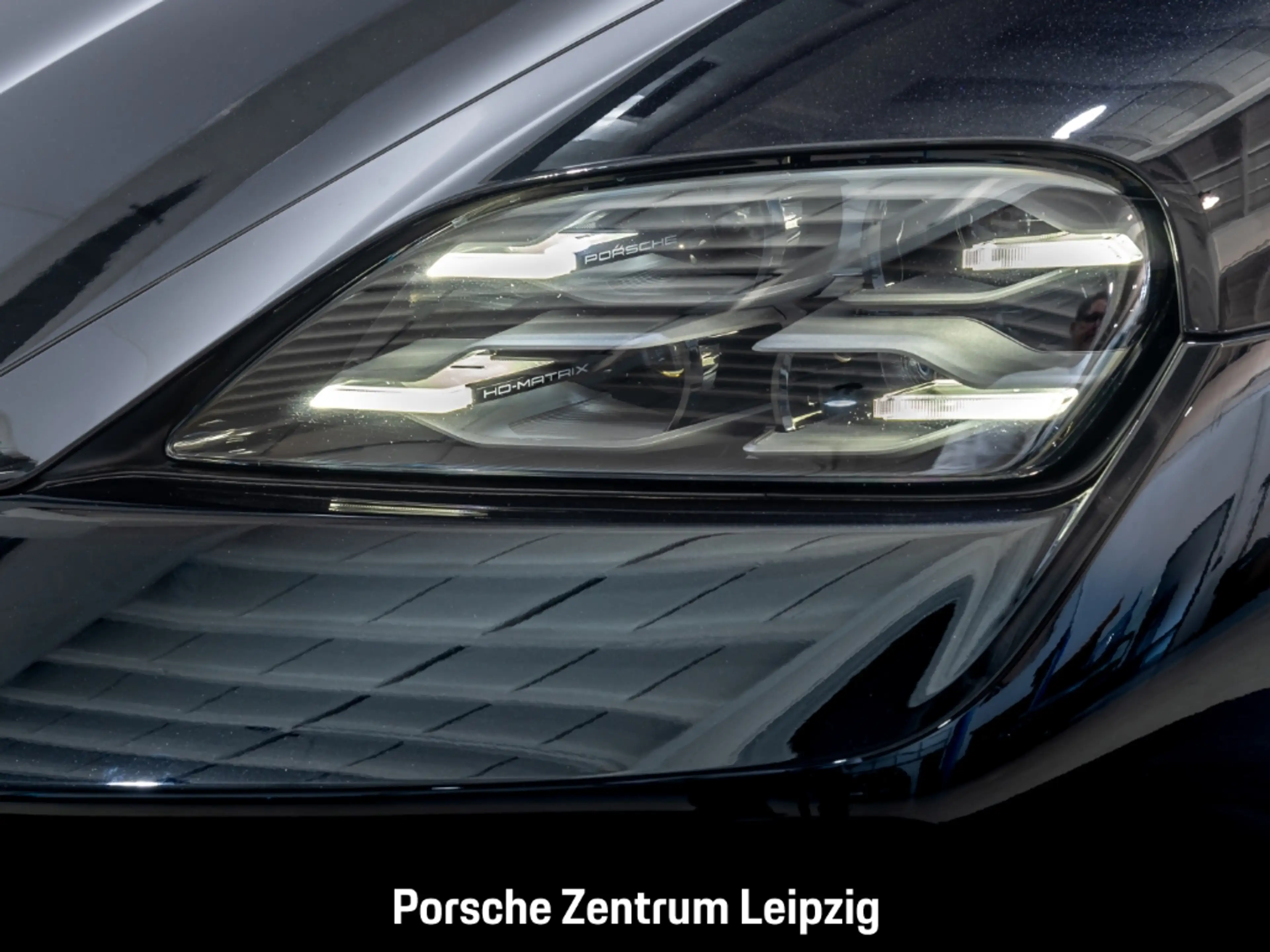 Porsche Taycan 4S Head-Up Surround-View Sitzbelüftung — photo 10