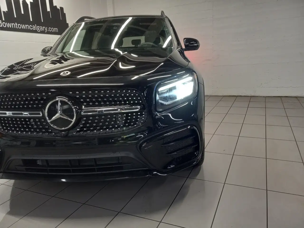 Mercedes-Benz GLB снимка Mercedes-Benz GLB