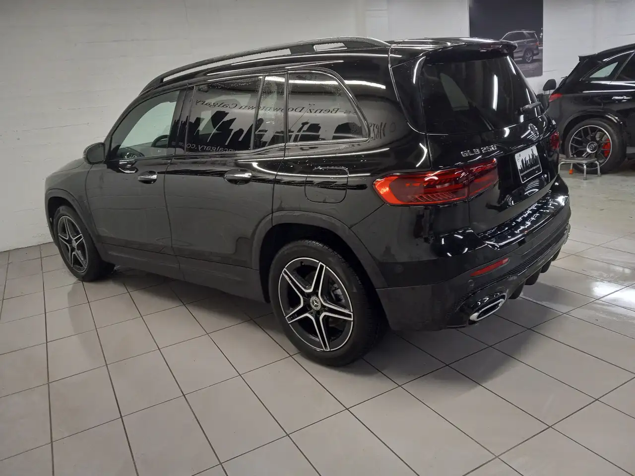 Mercedes-Benz GLB снимка Mercedes-Benz GLB