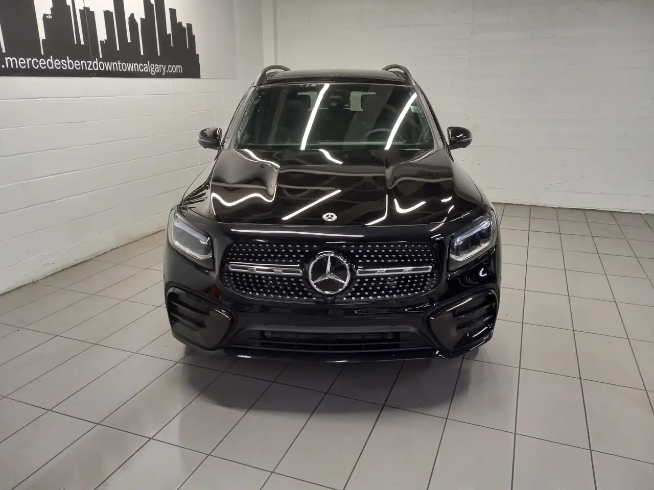Mercedes-Benz GLB снимка Mercedes-Benz GLB