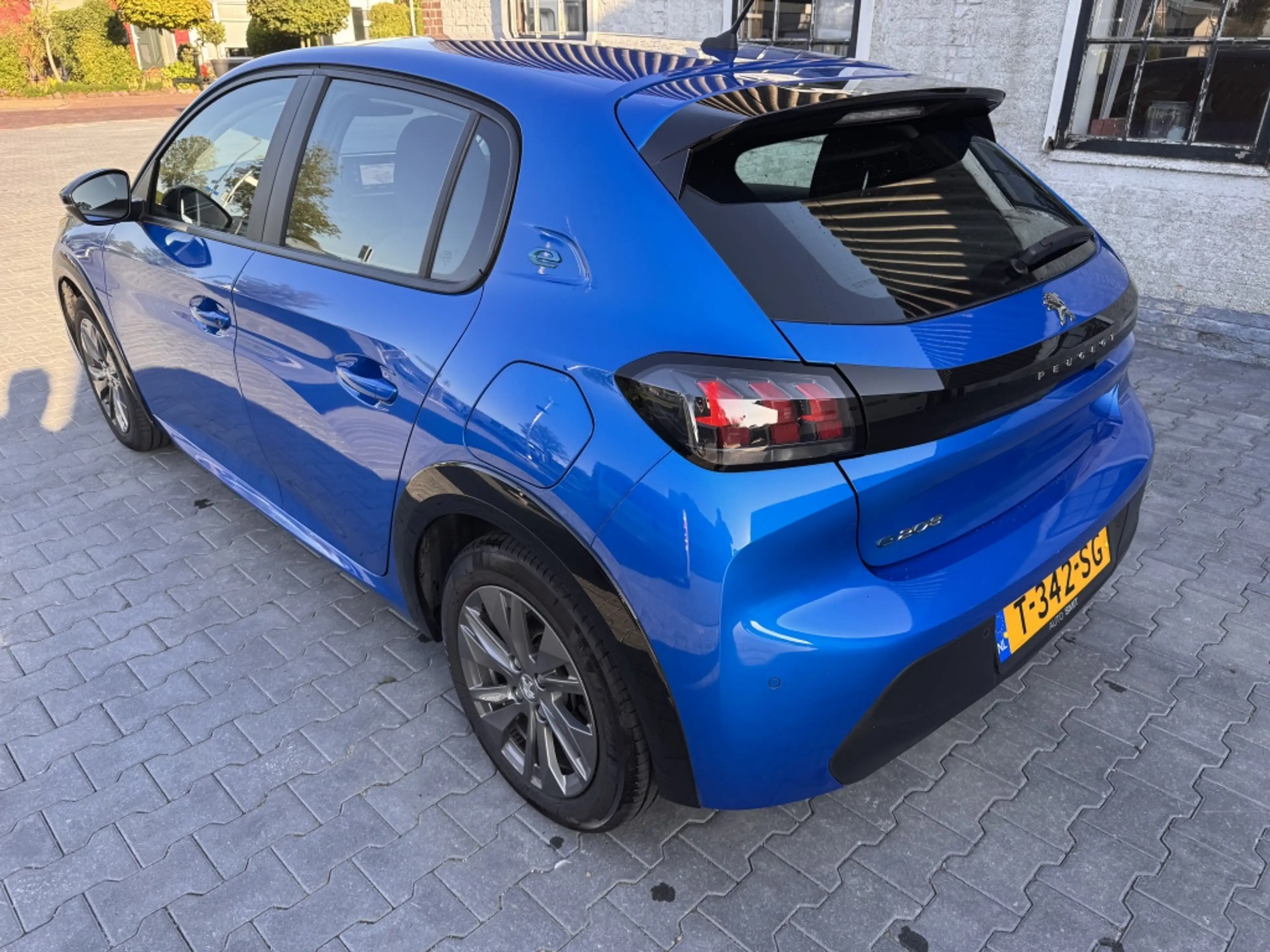 Peugeot e-208 Active Pck 50 kWh *SOH 96,38%* — photo 4