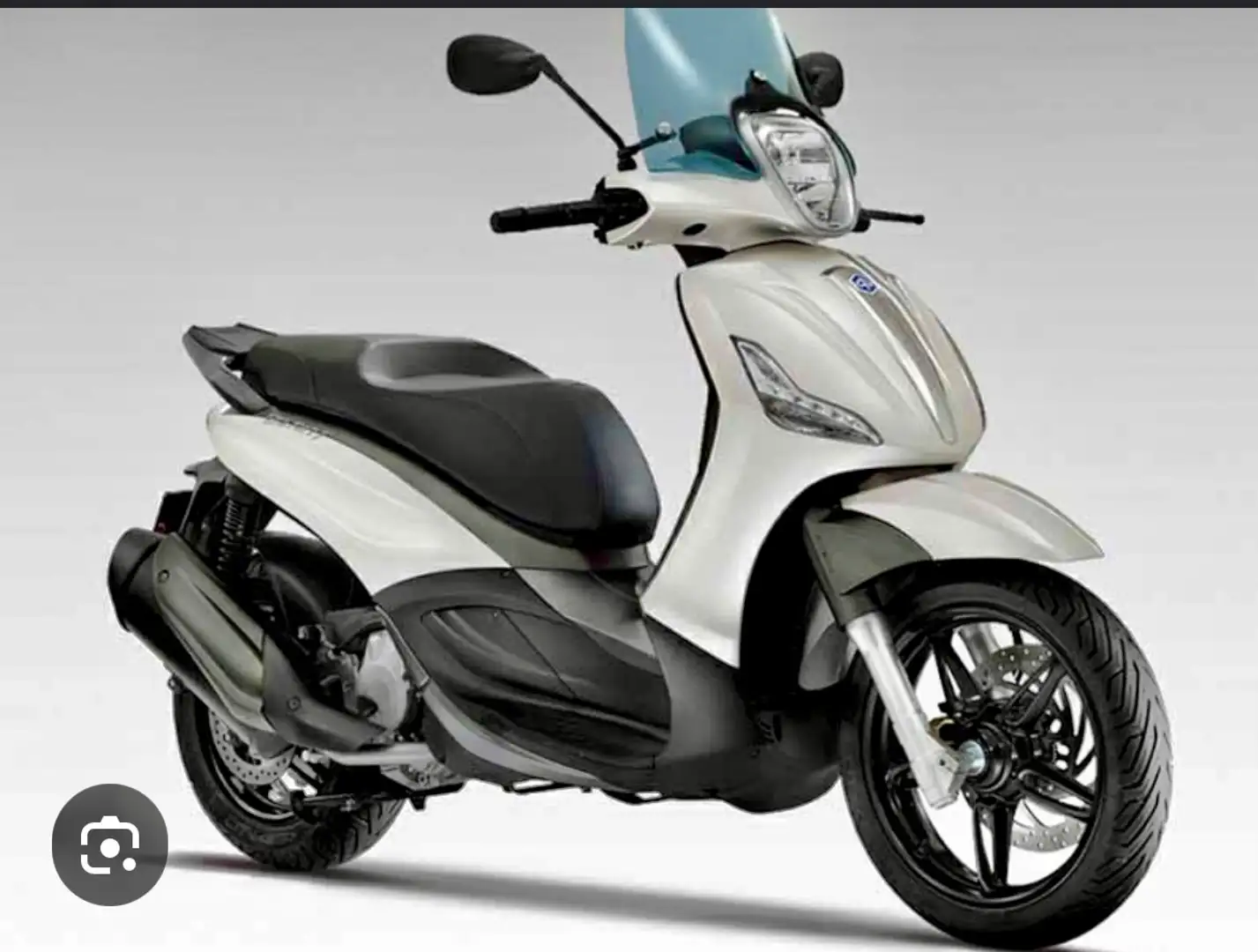 Piaggio Beverly 350 sport bijela - 1