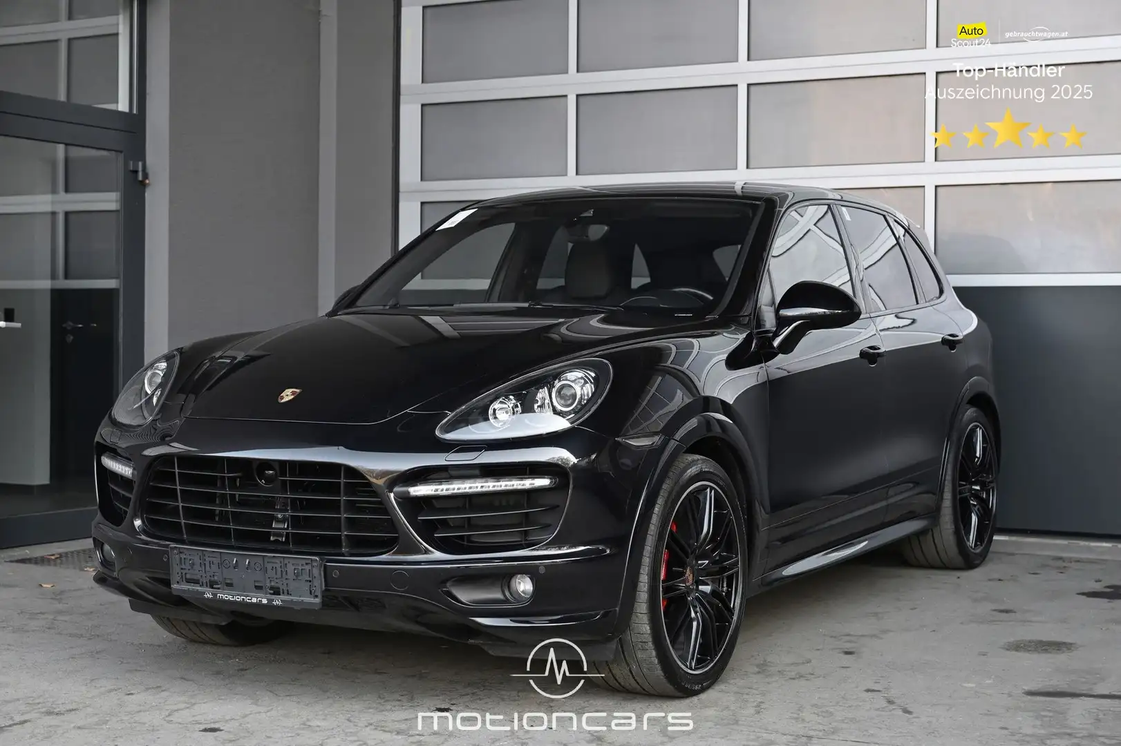 Porsche Cayenne GTS 4.8 V8 EXP € 26.980,- Schwarz - 1