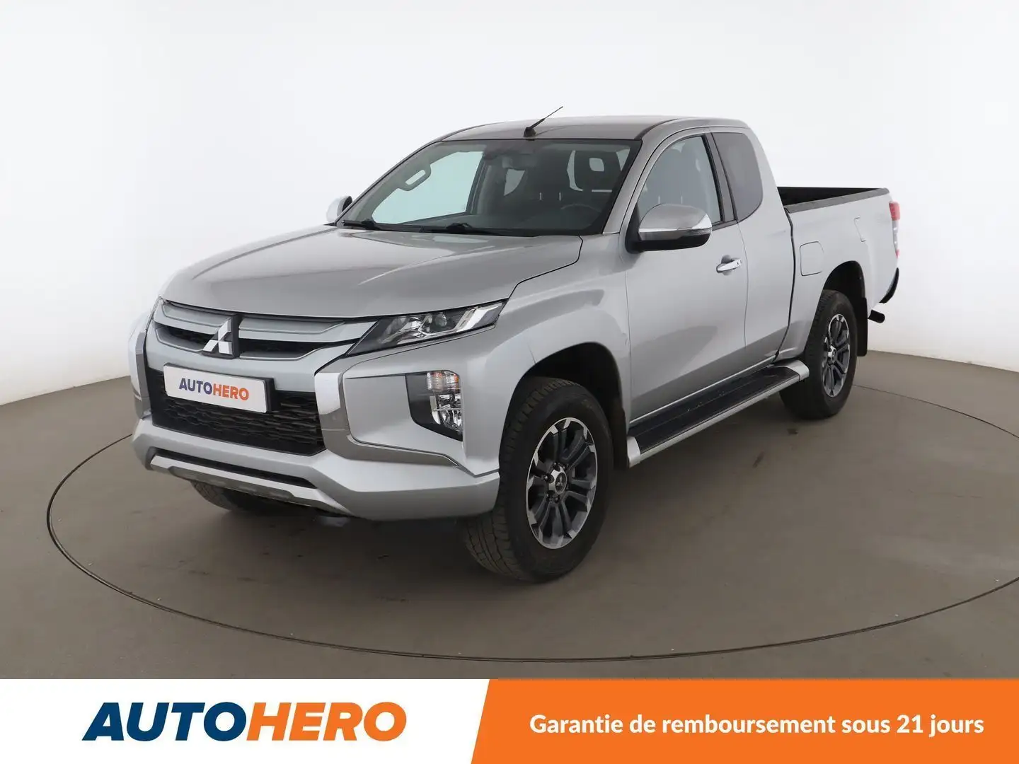 Mitsubishi L200 Club Cabine 2.2 DI-D Intense Gris - 1