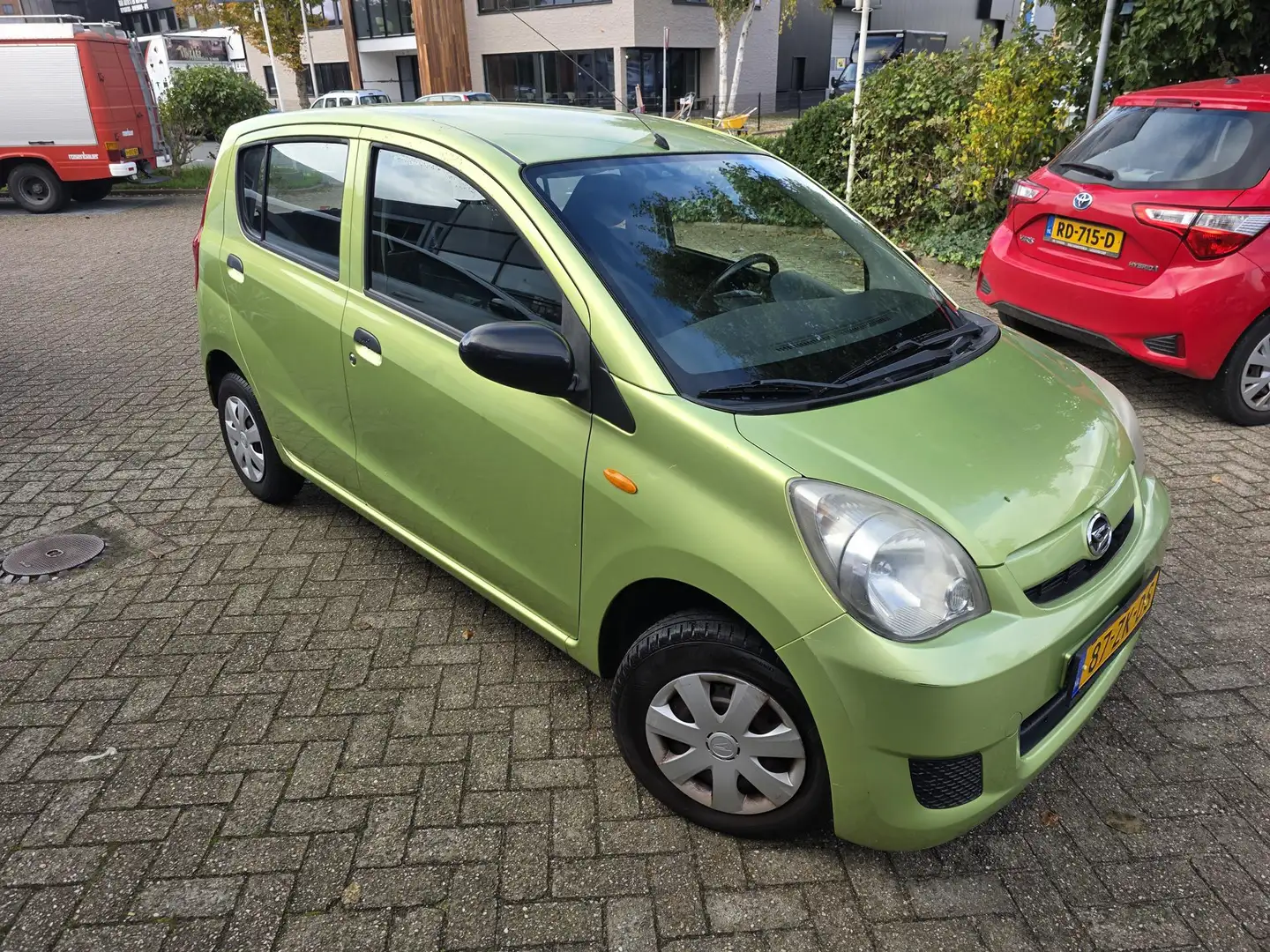 Daihatsu Cuore 1.0 51KW 5D Trend Vert - 2