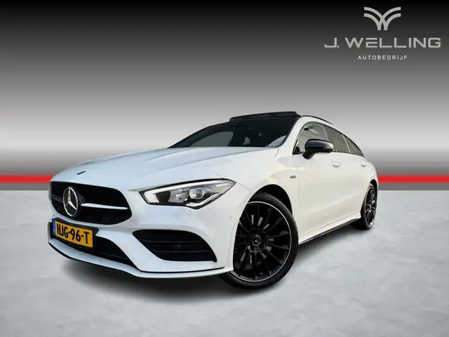 Mercedes-Benz CLA 250 Shooting Brake e AMG line pano 19 inch sfeerverlic
