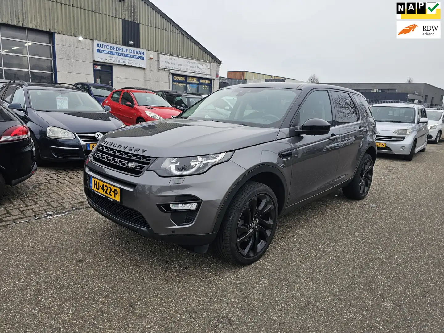 Land Rover Discovery Sport 2.0 TD4 HSE Automaat NAV.+ Clima Bj:2015 NAP! Сірий - 1