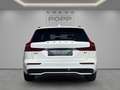 Volvo V60 B4 FWD Plus Dark 360° ACC FHZ LED H&K 4xSHZ Weiß - thumbnail 4