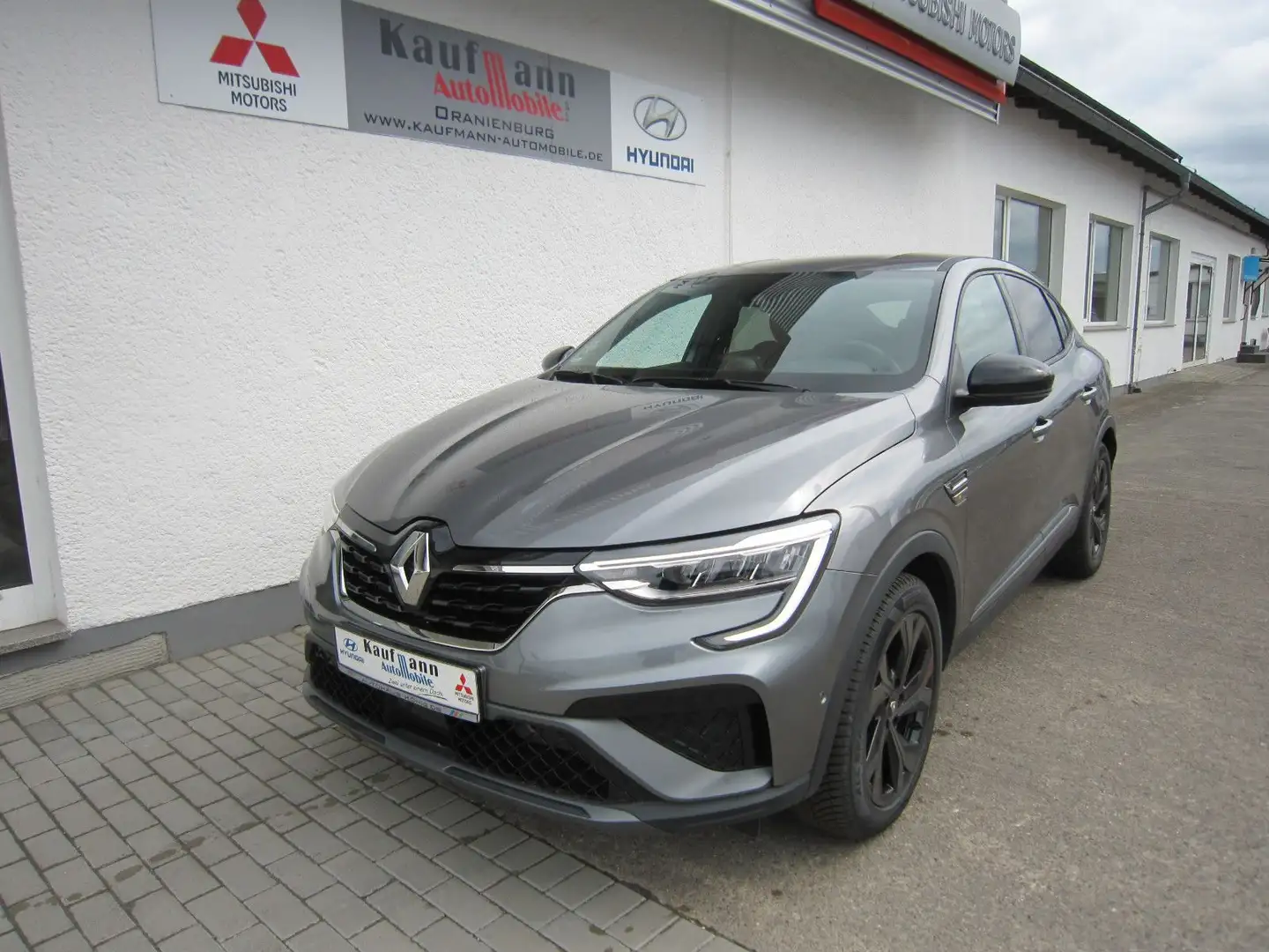 Renault Arkana 1.3 TCe R.S. Line Fast Track Grigio - 1