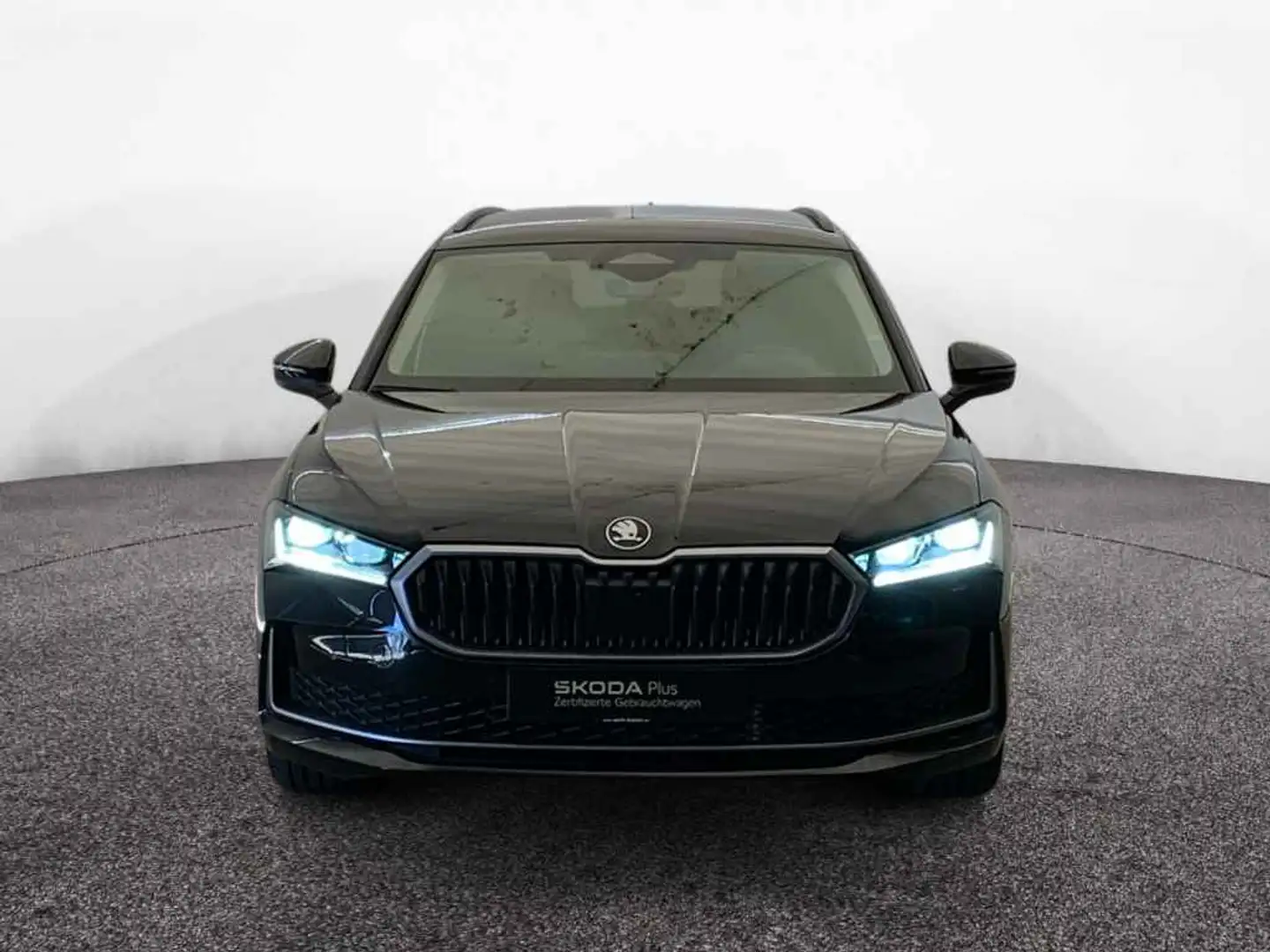 Skoda Superb Combi Selection 1.5 TSI iV DSG *AHK*ACC* Schwarz - 2