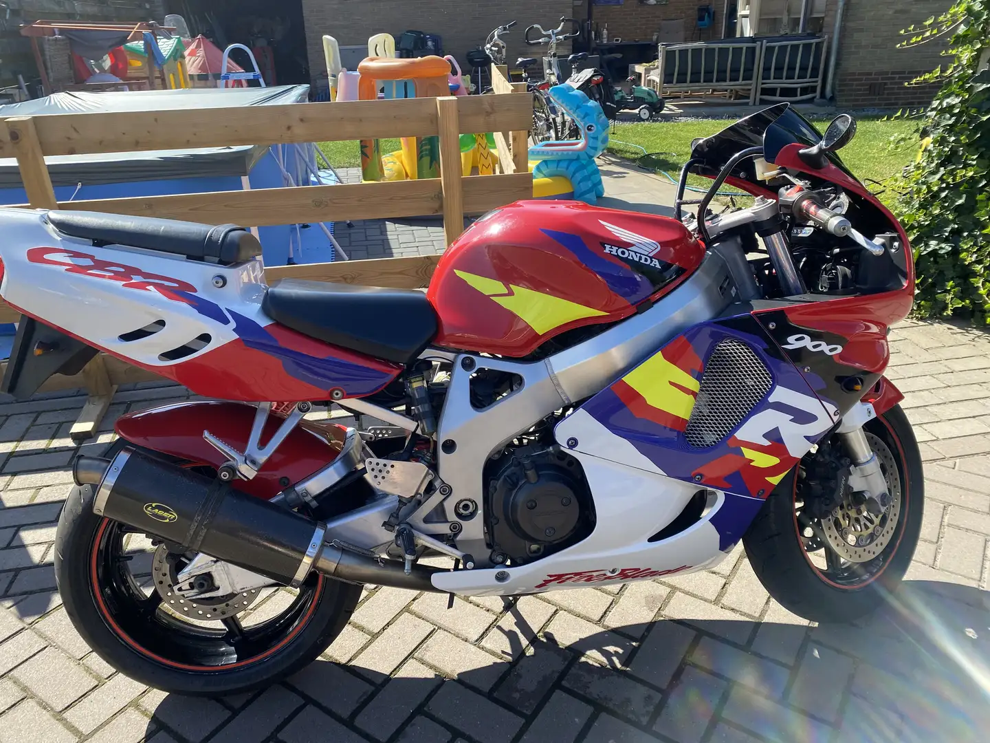 Honda CBR 900 RR Fireblade - 2