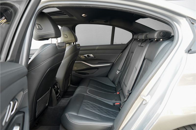 BMW 340 3-serie M340i xDrive Schuifdak LASER ACC Individua — photo 10