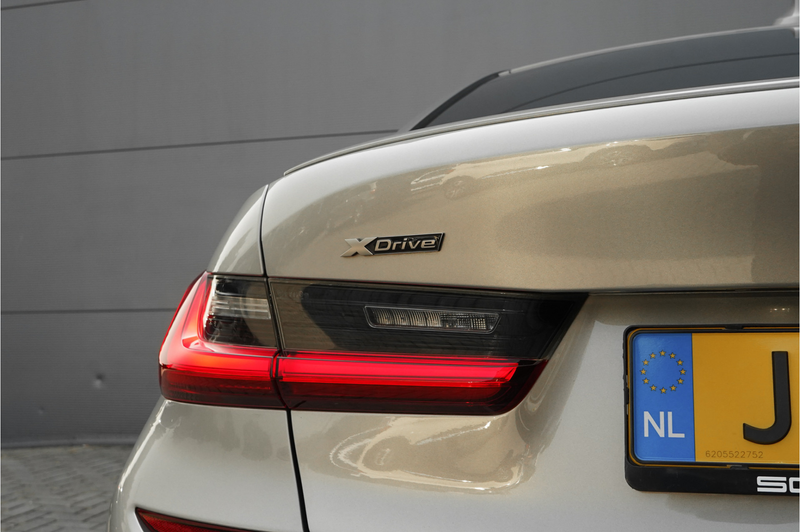 BMW 340 3-serie M340i xDrive Schuifdak LASER ACC Individua — photo 27