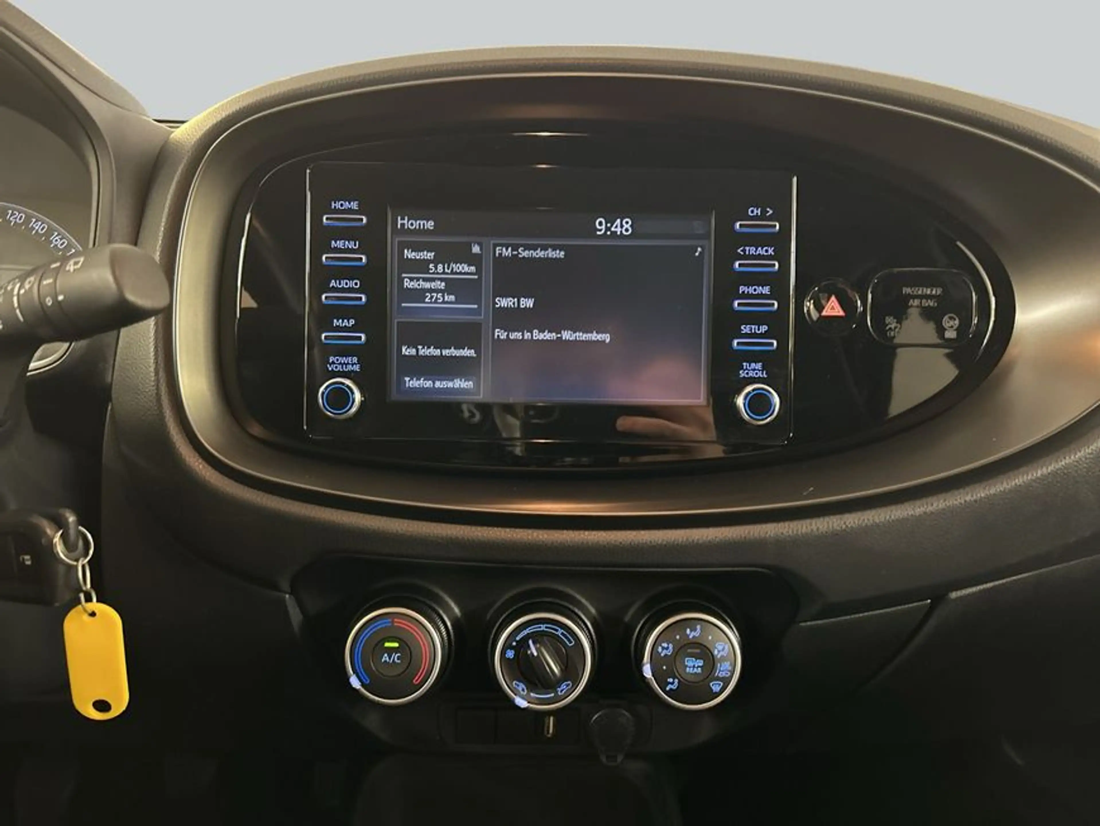 Toyota Aygo X X Play — photo 14