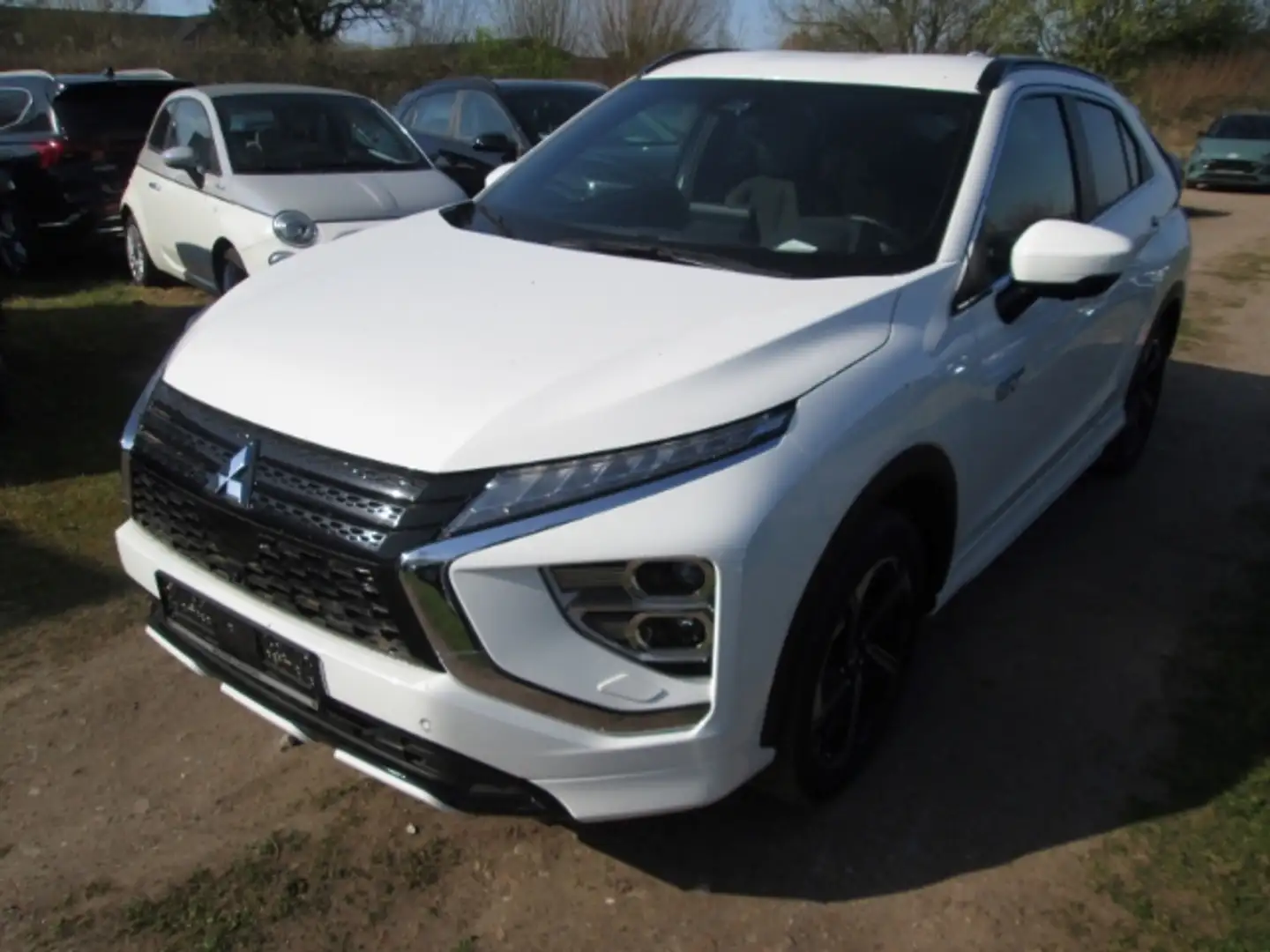 Mitsubishi Eclipse Cross Plus Select Black Hybrid 4WD 2.4 PHEV LED NAVI Sta Weiß - 2