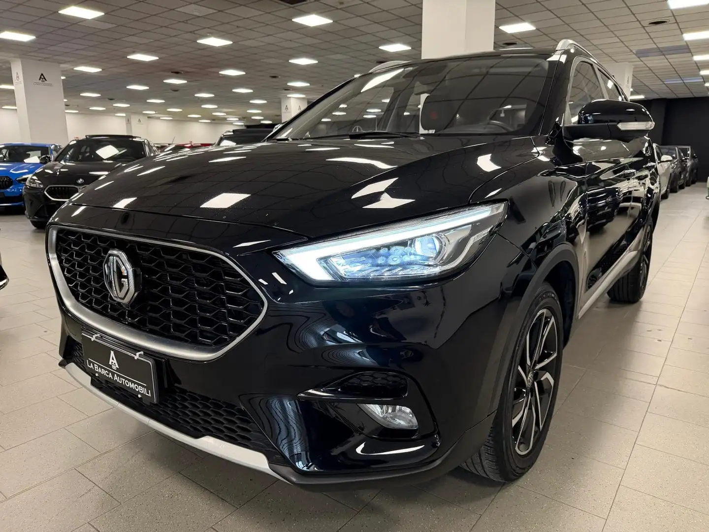 MG ZS 1.5 Luxury PRONTA CONSEGNA Negro - 2